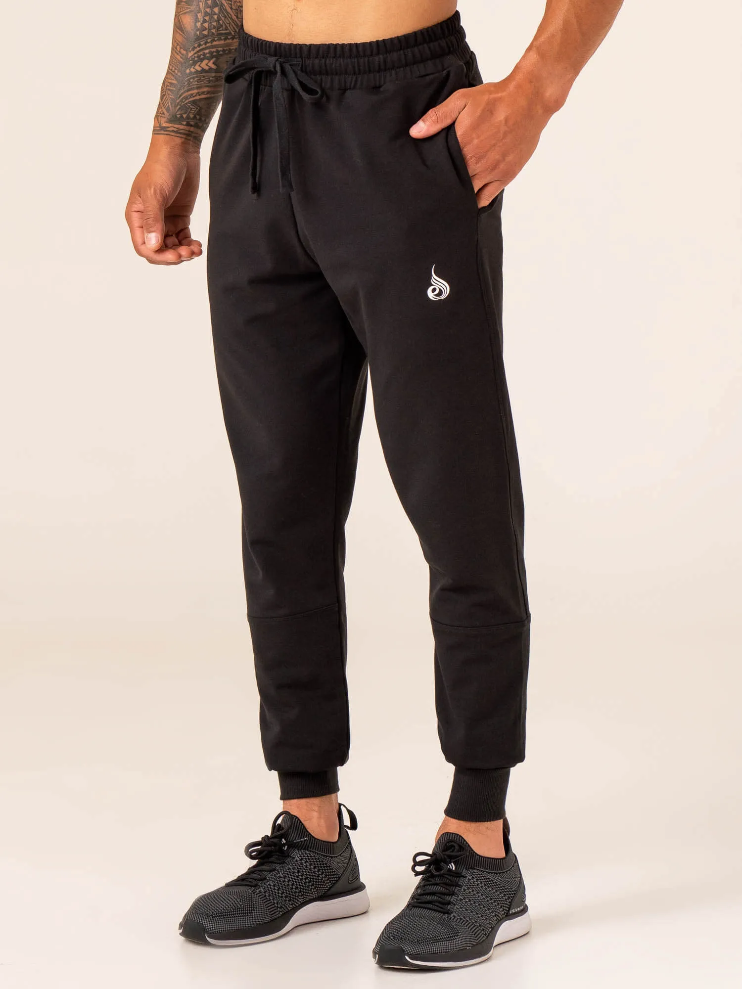 Emerge Track Pant - Faded Black Multi Colors