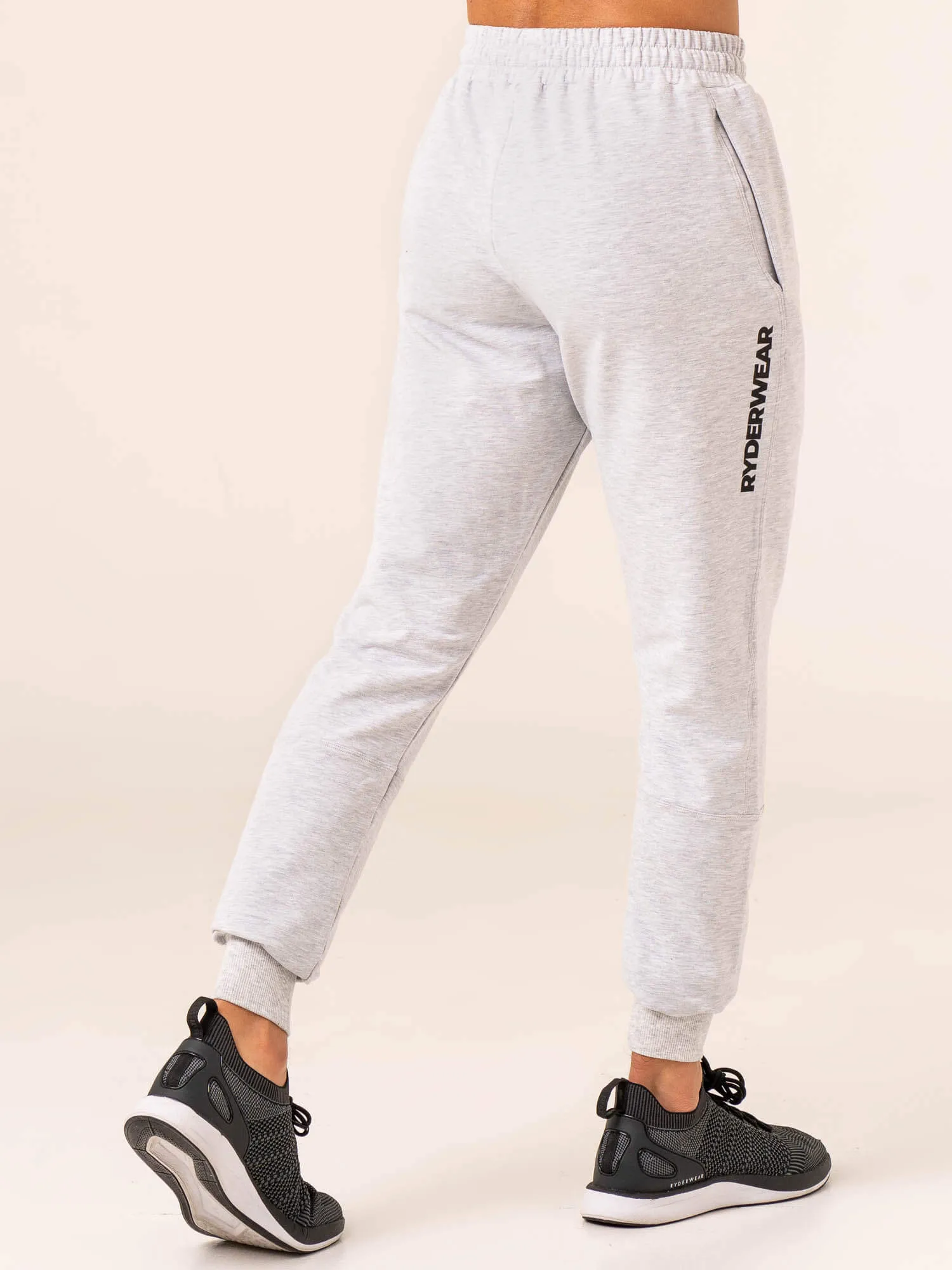 Emerge Track Pant - Snow Grey Marl Reflective Mark