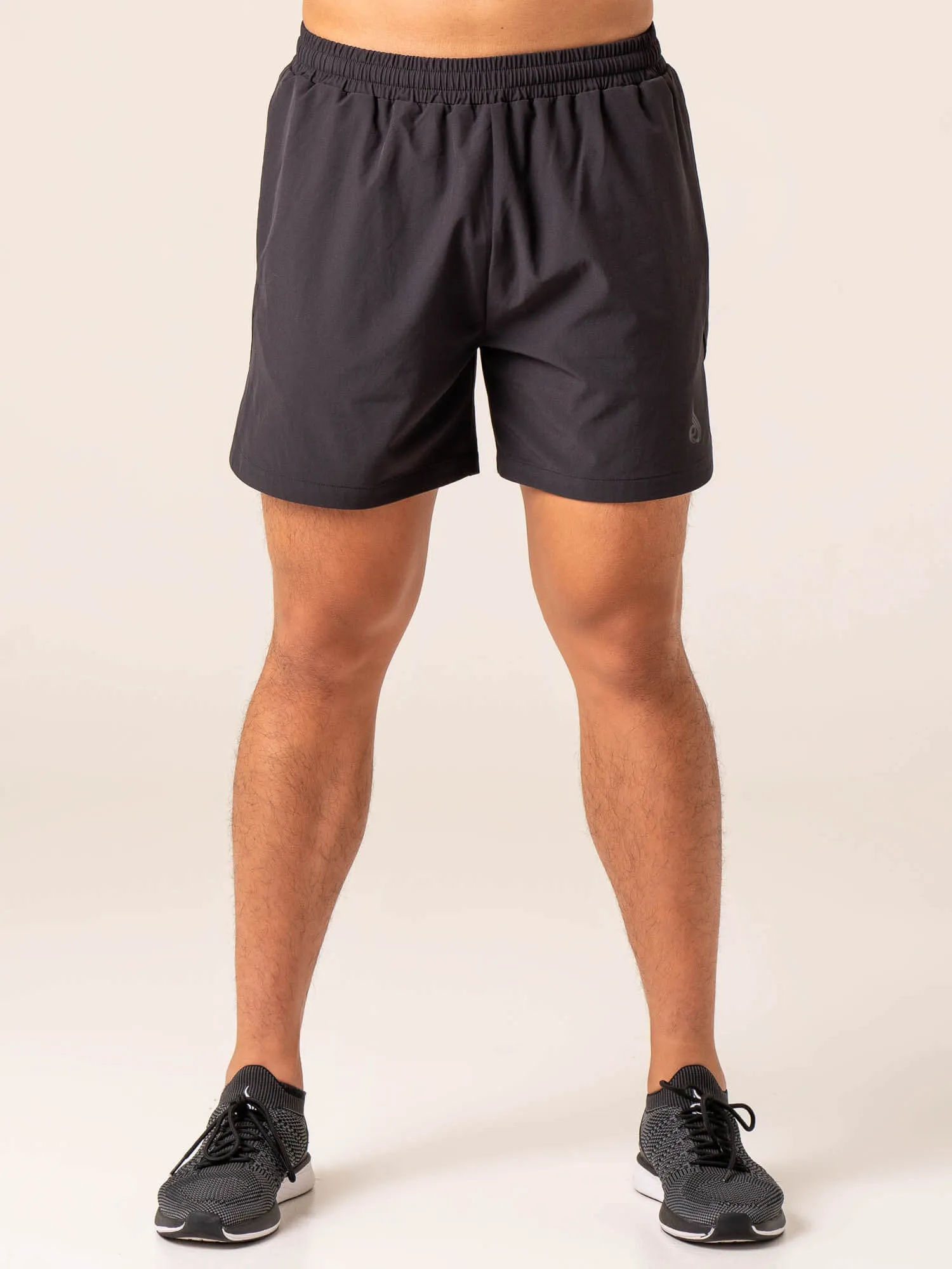 Emerge Training Short - Faded Black body movement