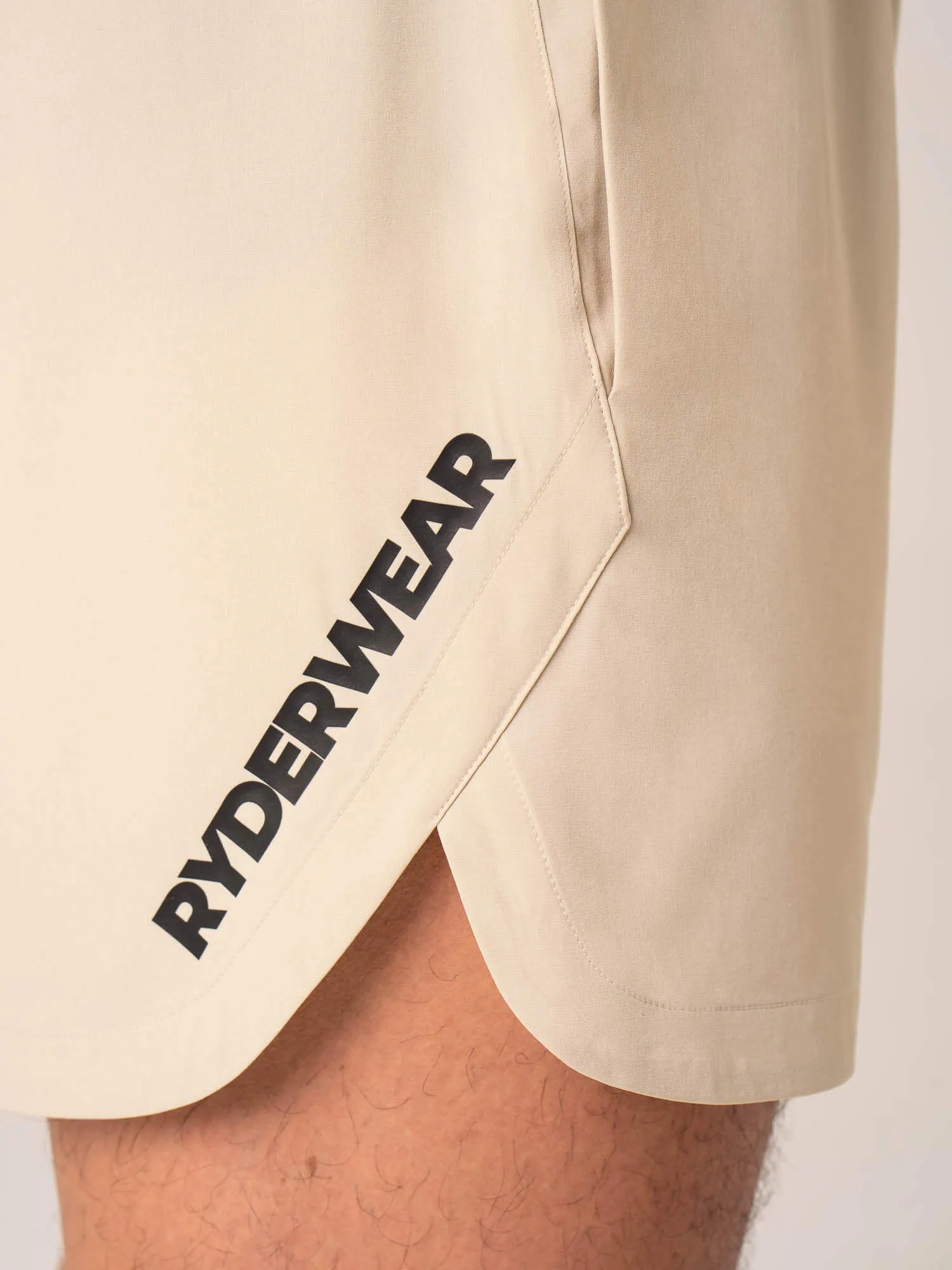 Emerge Training Short - Sand lightweight fit