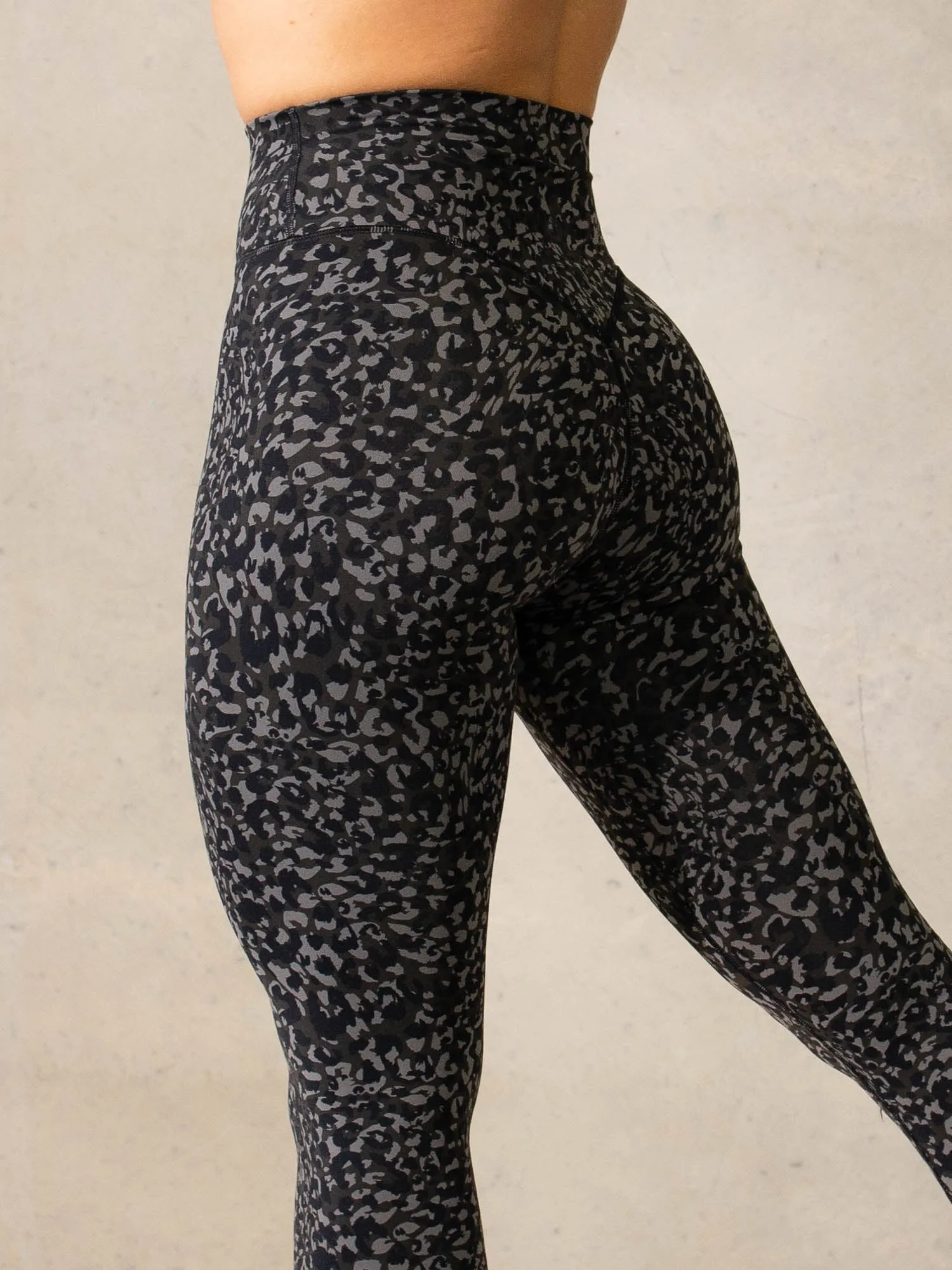 Empower High Waisted Leggings - Black Leopard Trend setting