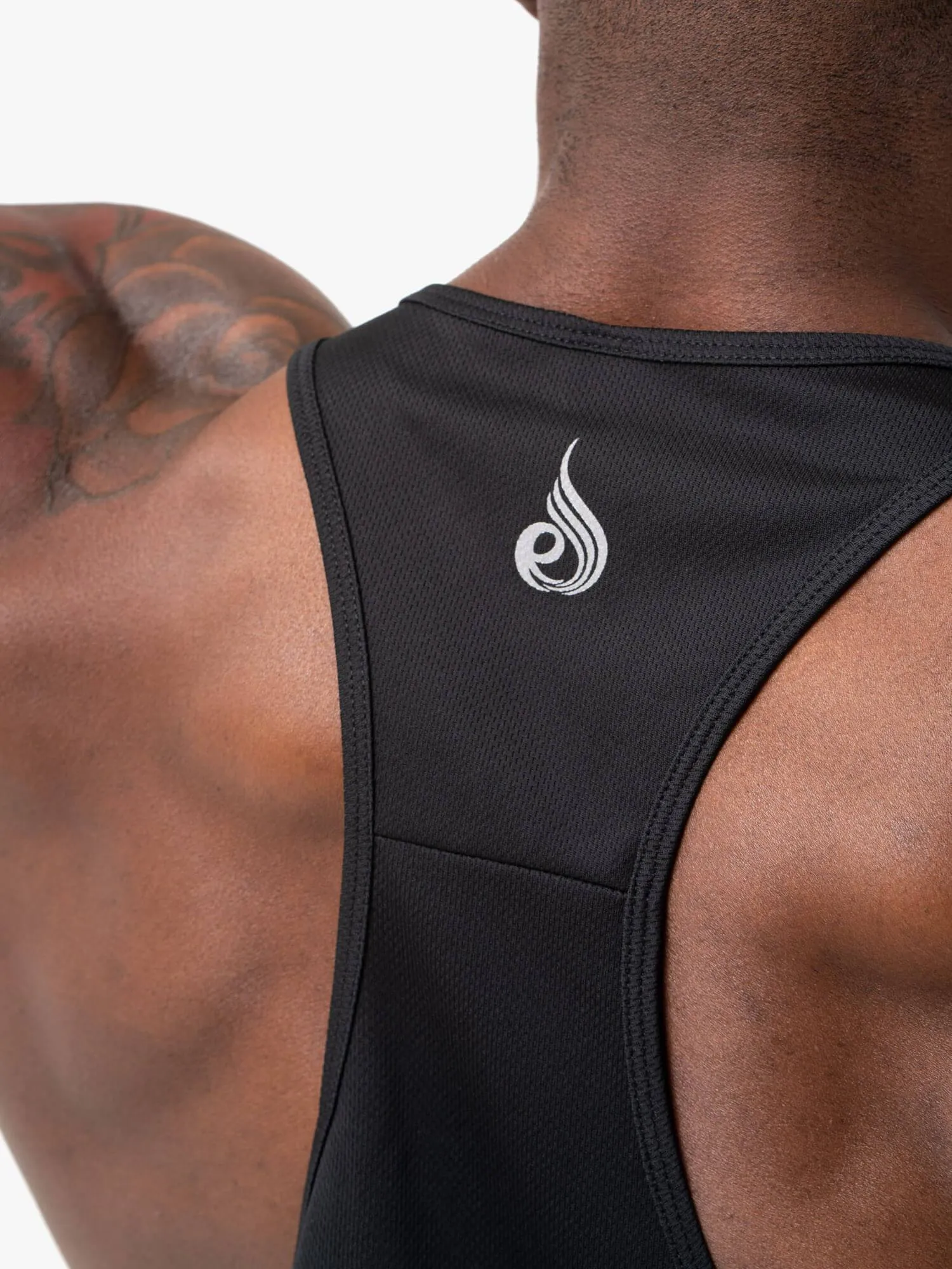 Energy Mesh T-Back - Black multi occasion