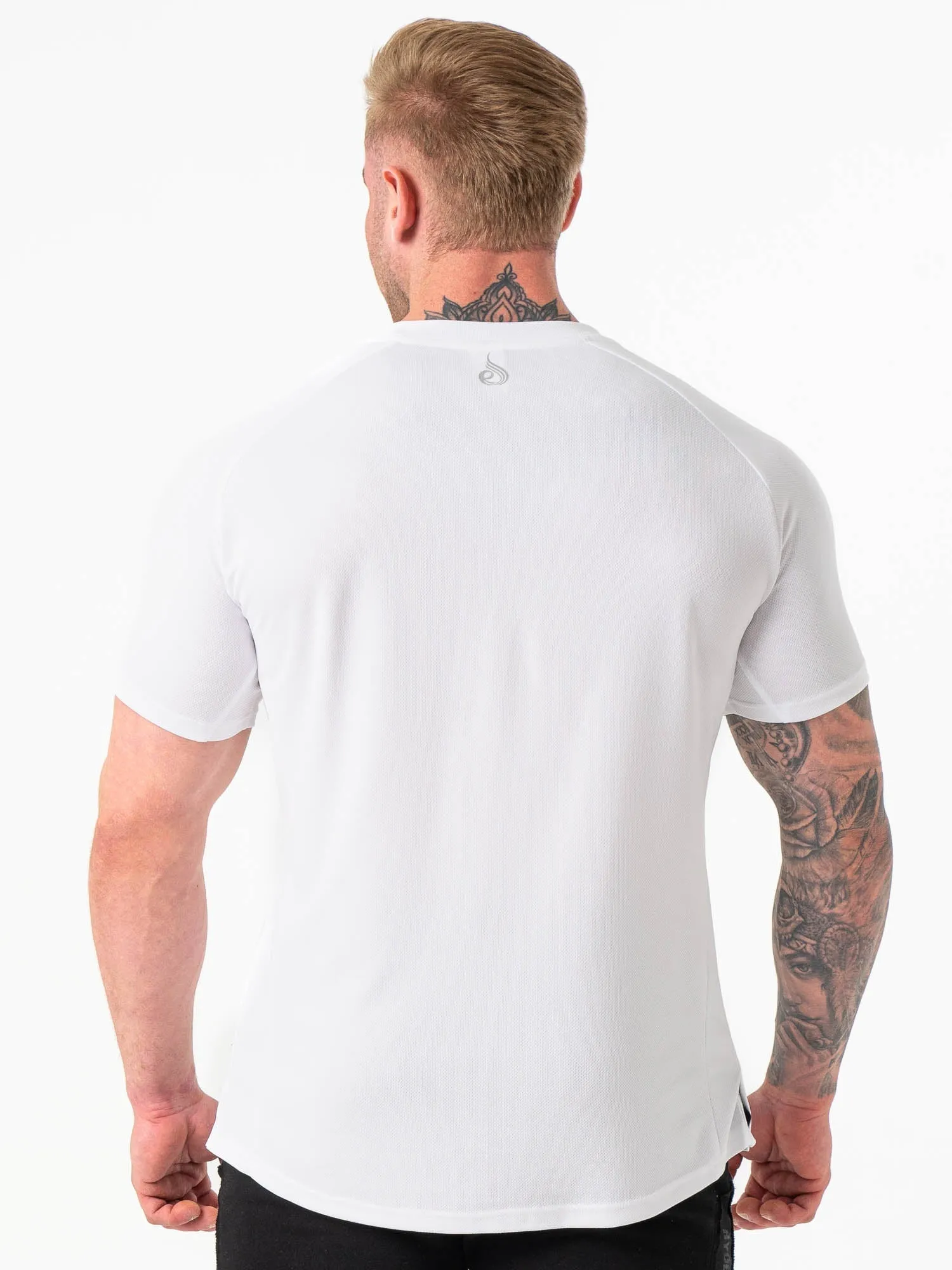 Energy Mesh T-Shirt - White vibrant colors