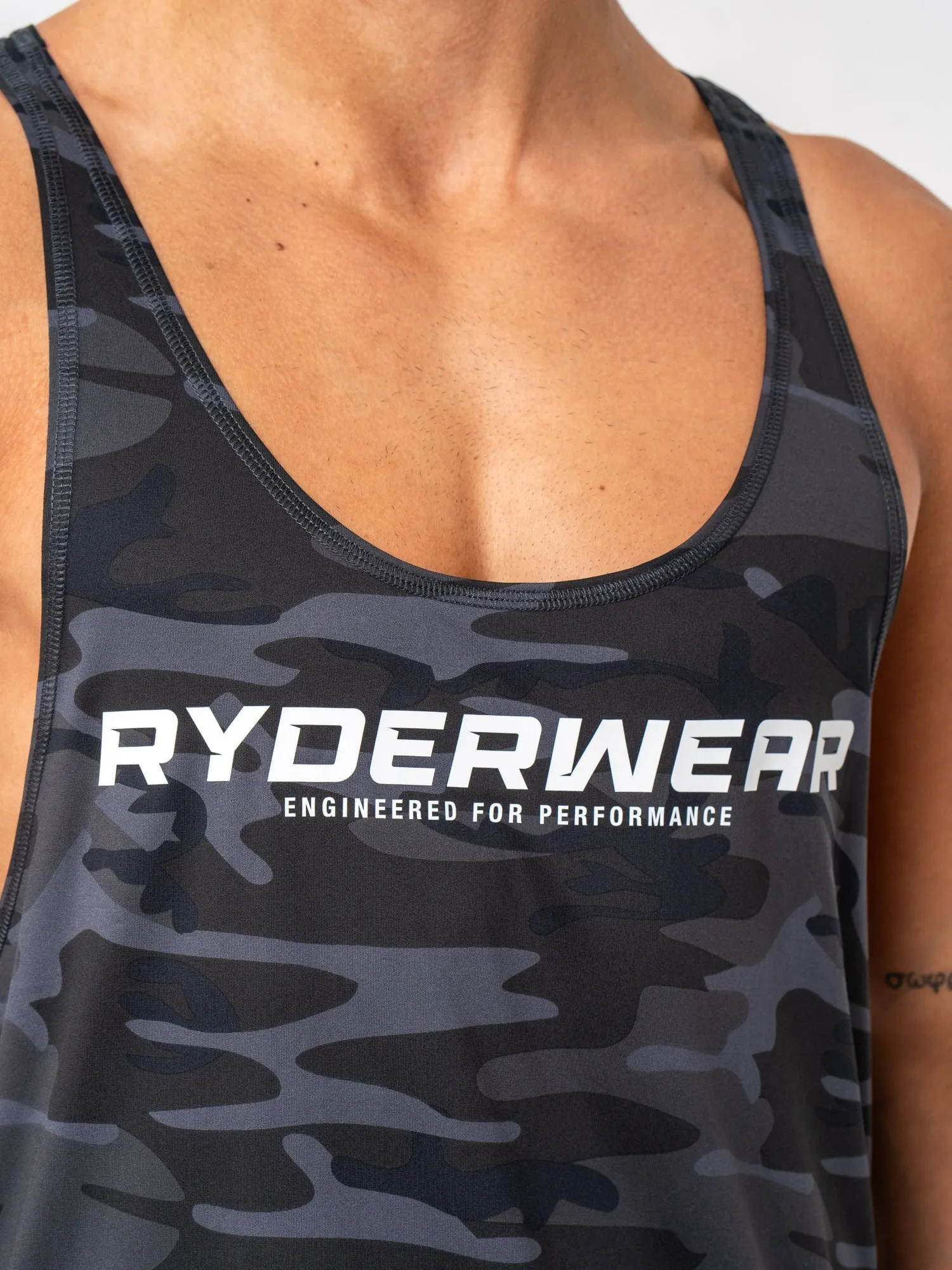Energy Stringer - Black Camo easy match