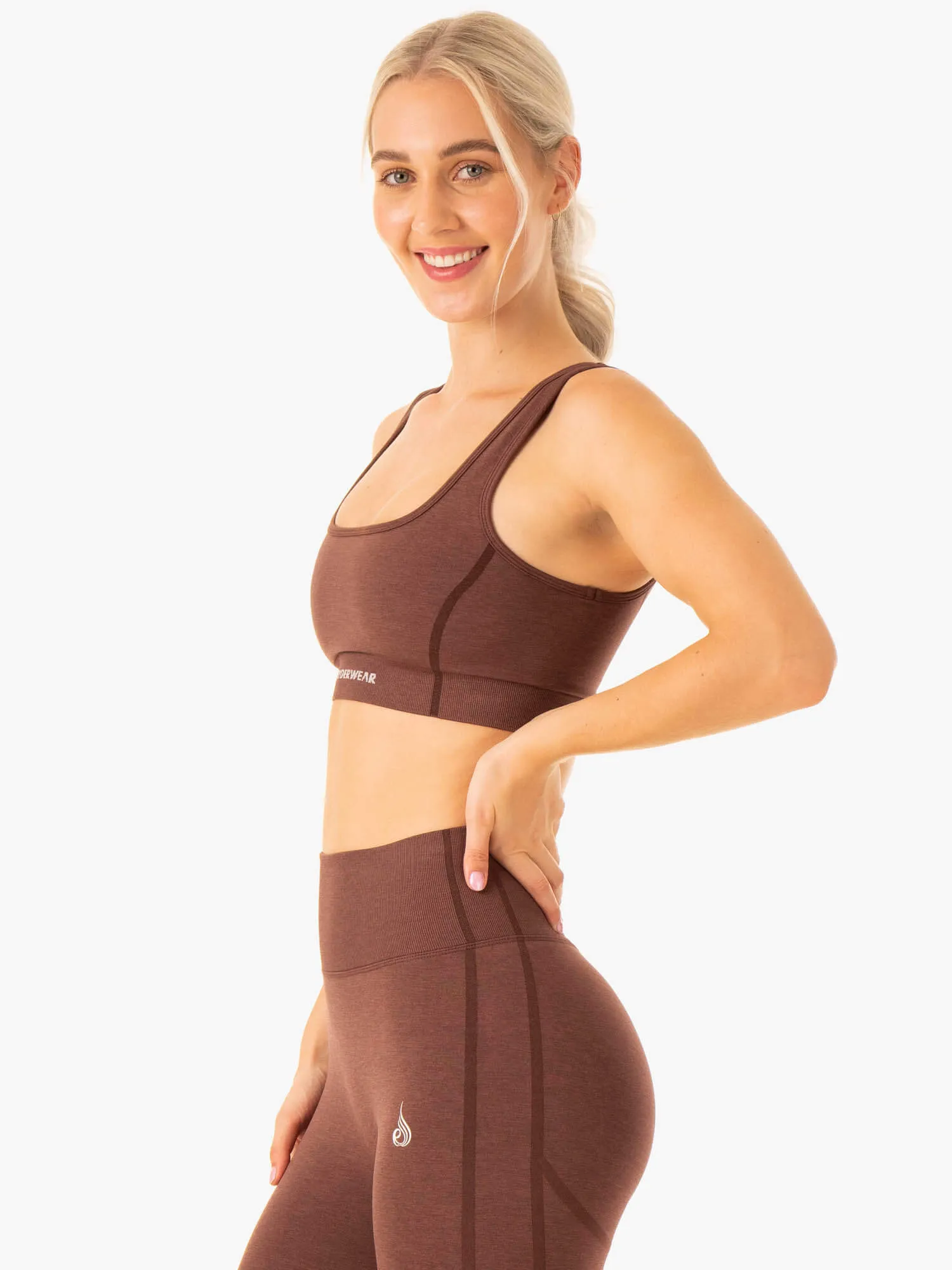 Enhance Seamless Sports Bra - Chocolate All Day Comfort