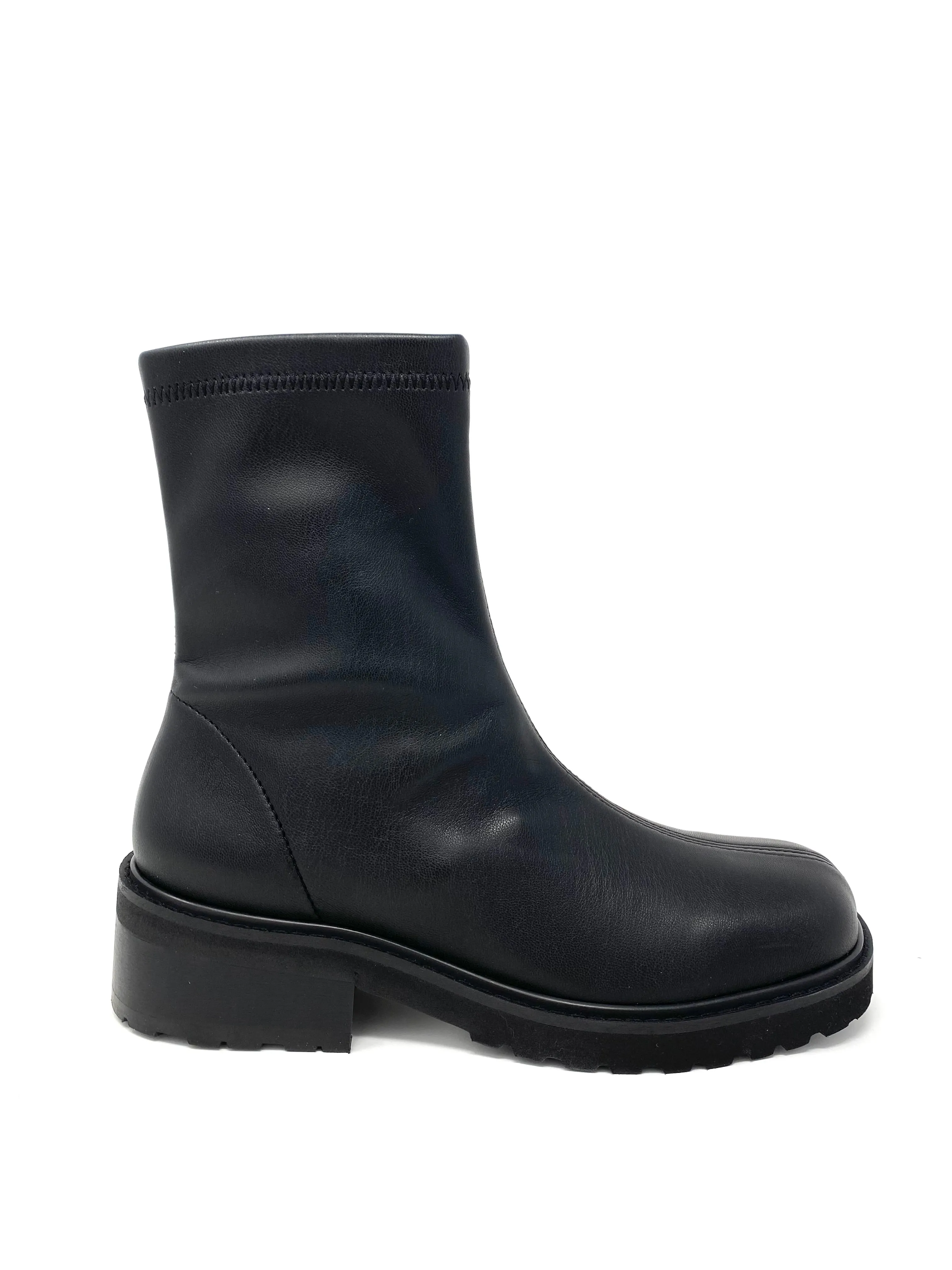 Erica Stretch Boot in Black from Novacas quiet power