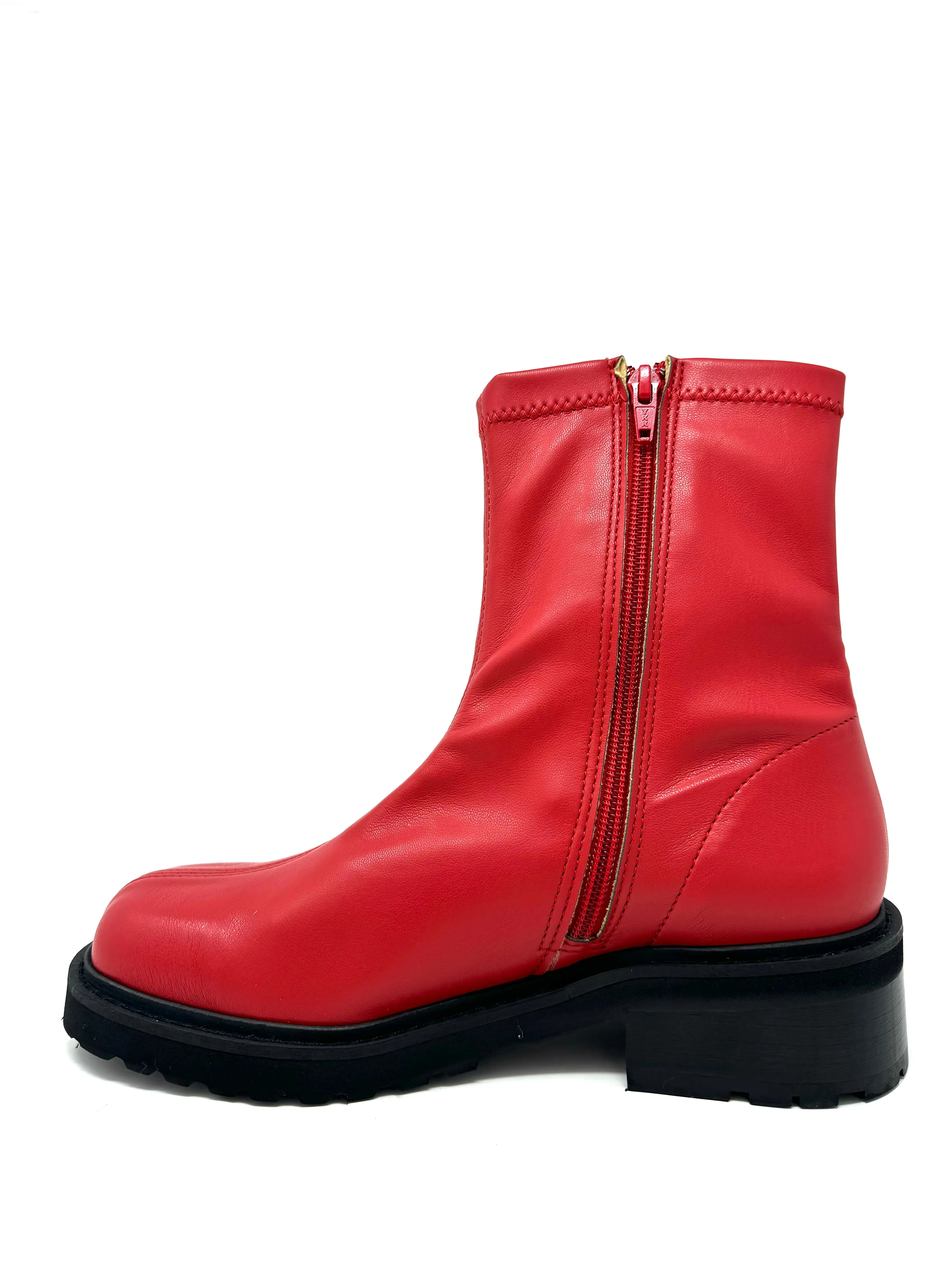 Erica Stretch Boot in Red from Novacas run fast