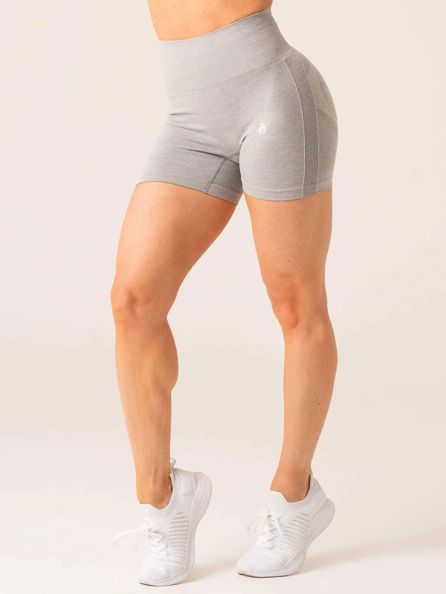 Evolve Seamless Shorts - Light Grey Marl casual sportswear