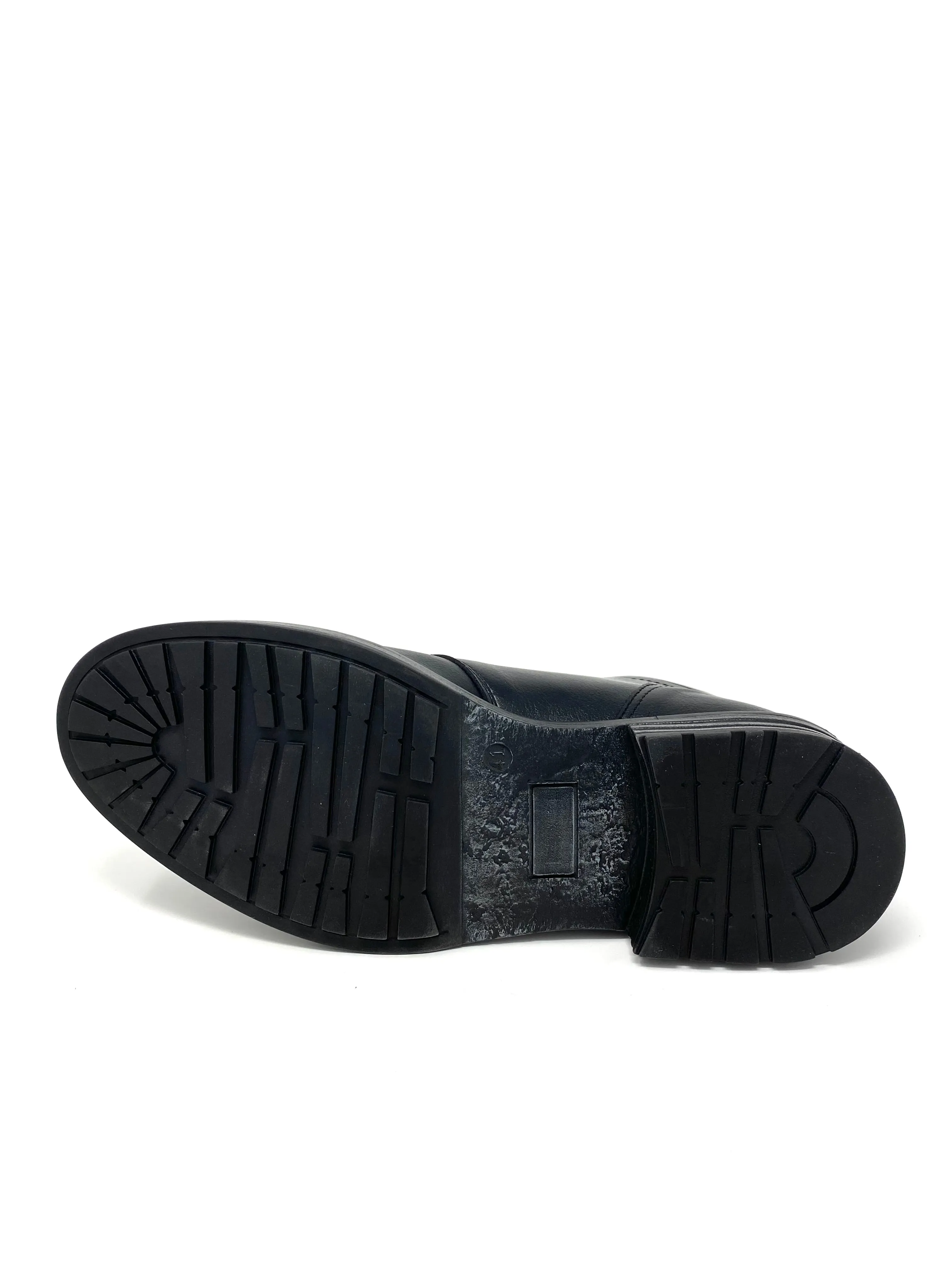 Fernando Boot in Black from Novacas tough vibe