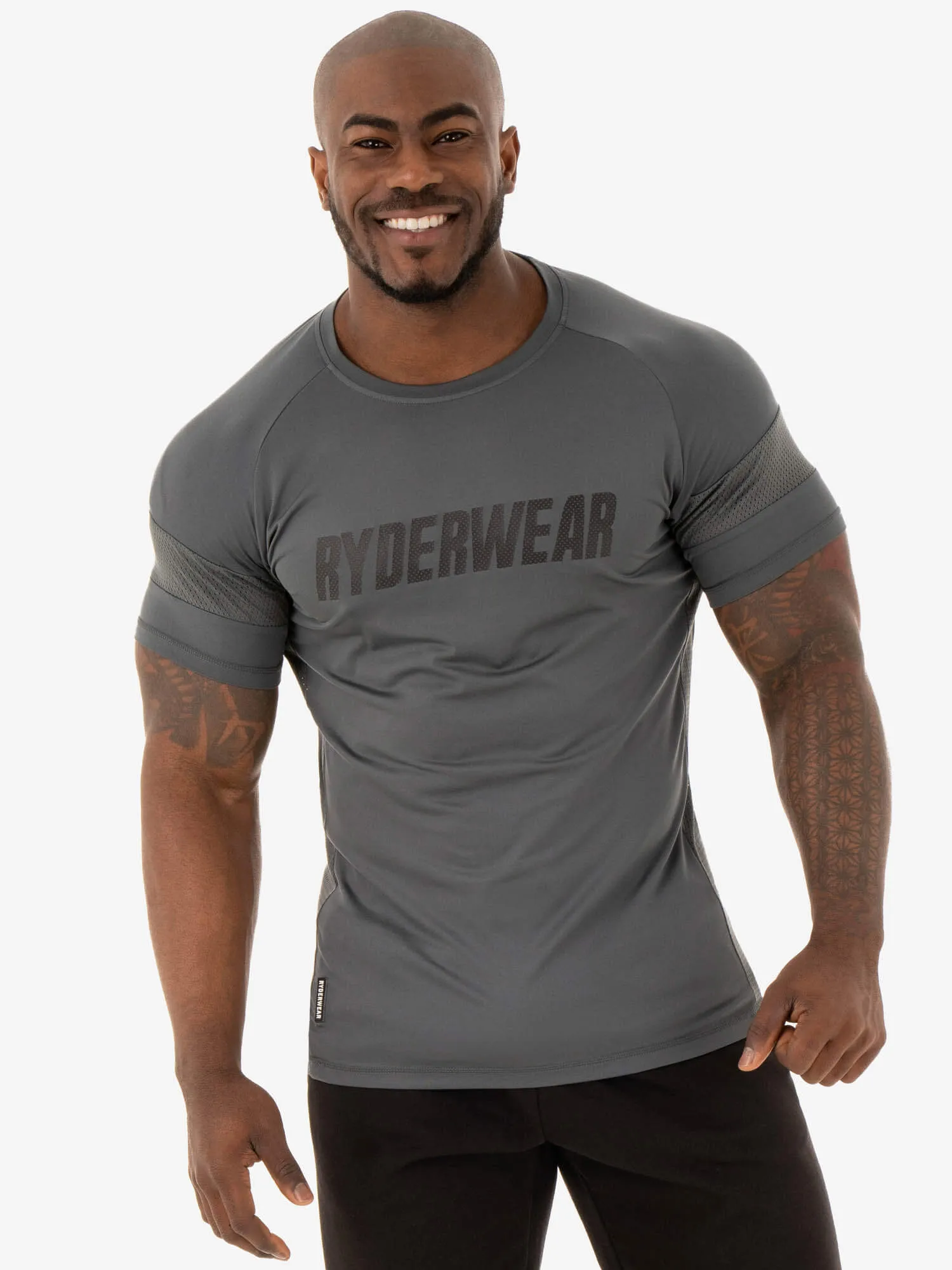 Flex Mesh T-Shirt - Charcoal casual vibe
