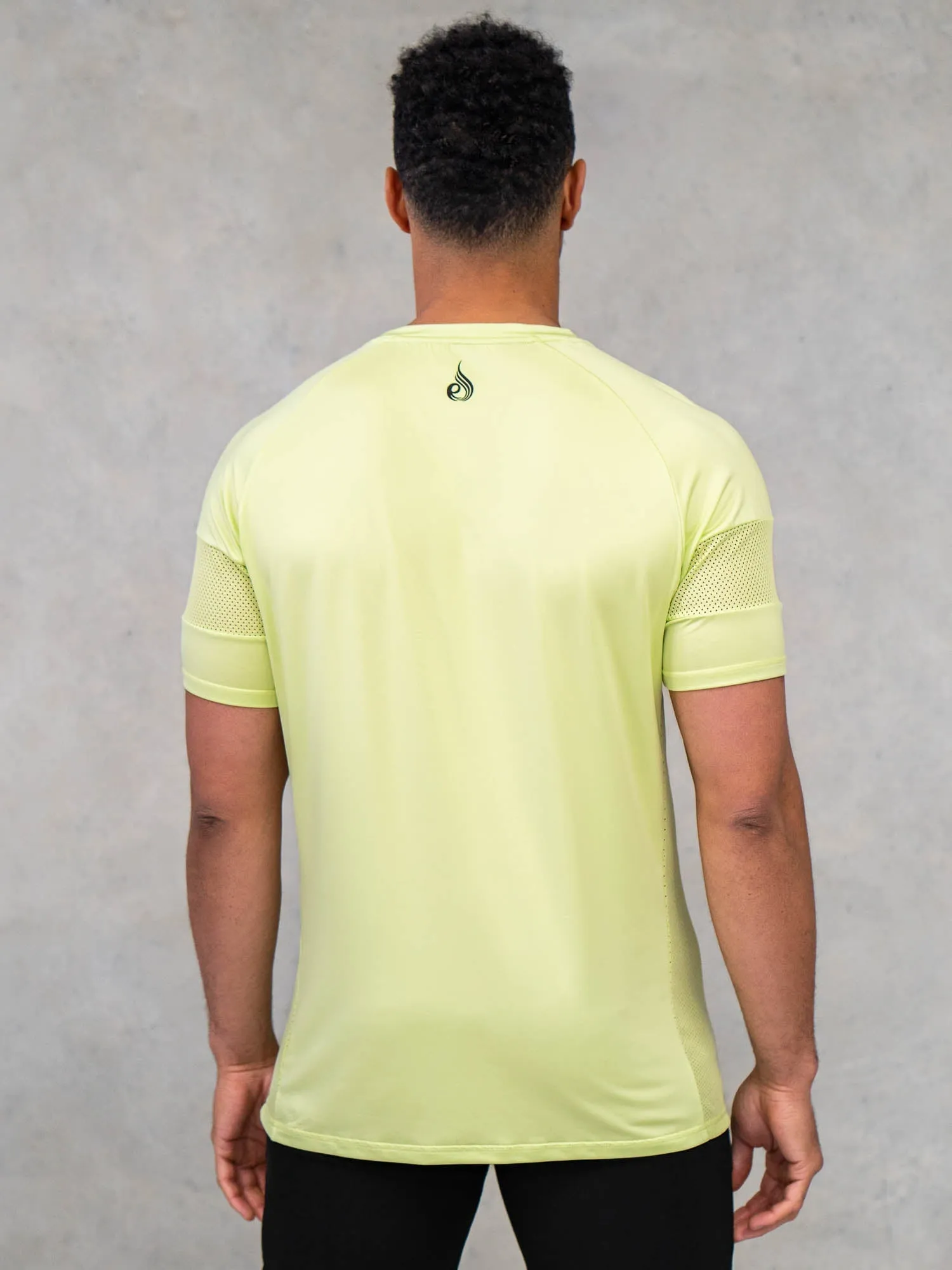 Flex Mesh T-Shirt - Lime layering essential
