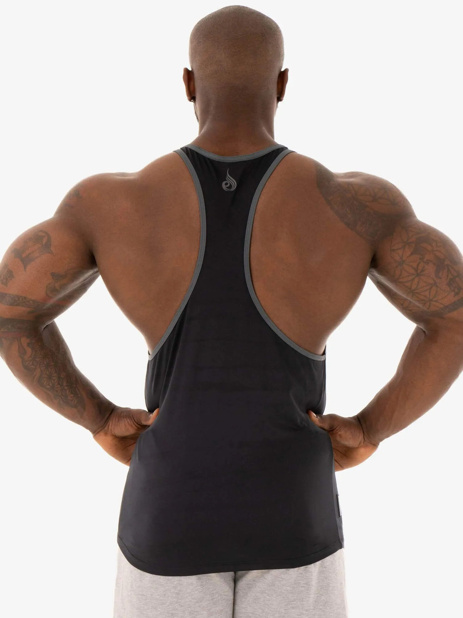 Flex Stringer T-Back - Black sport fashion