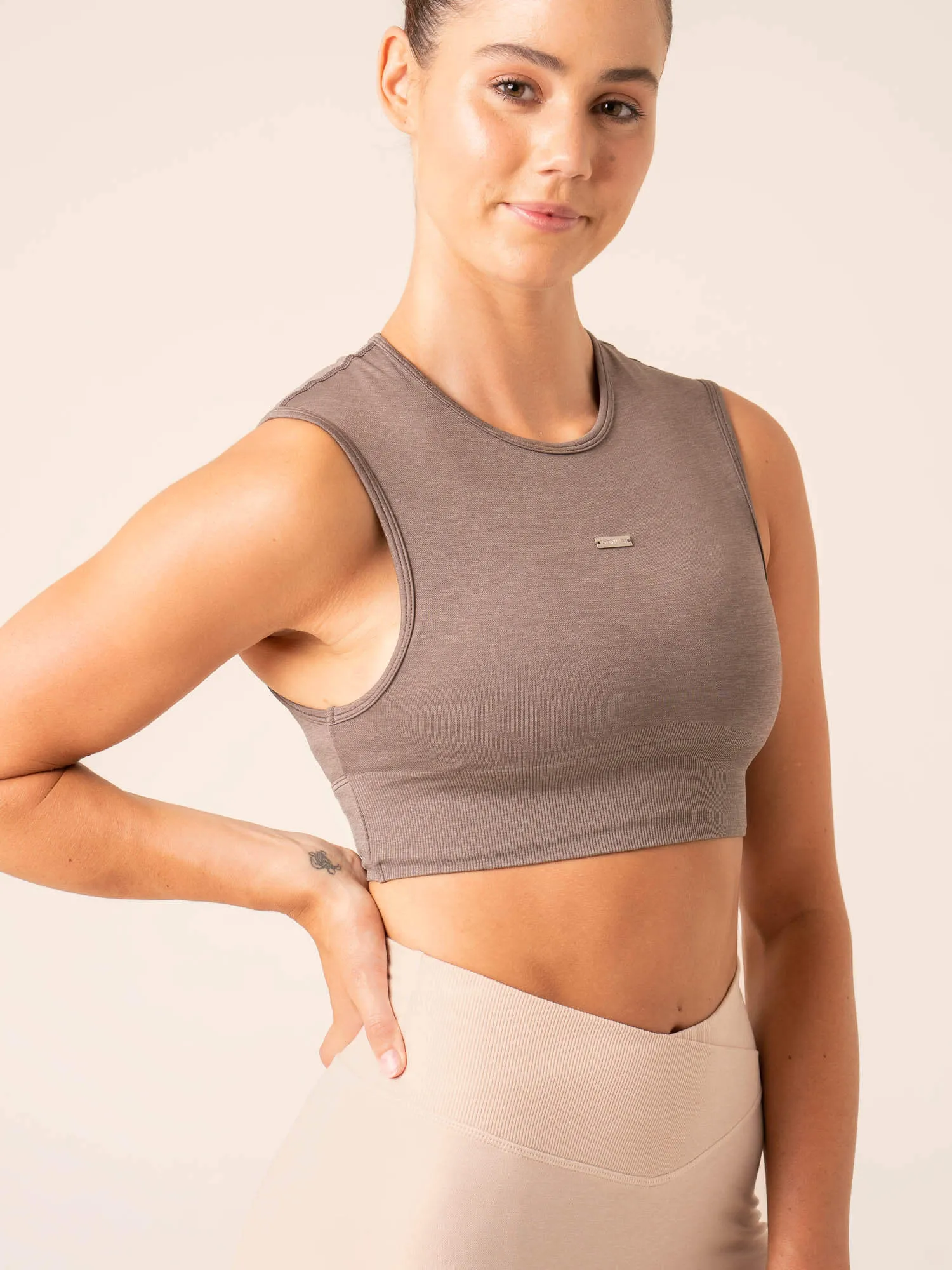 Focus Seamless Tank - Taupe Marl vitality release