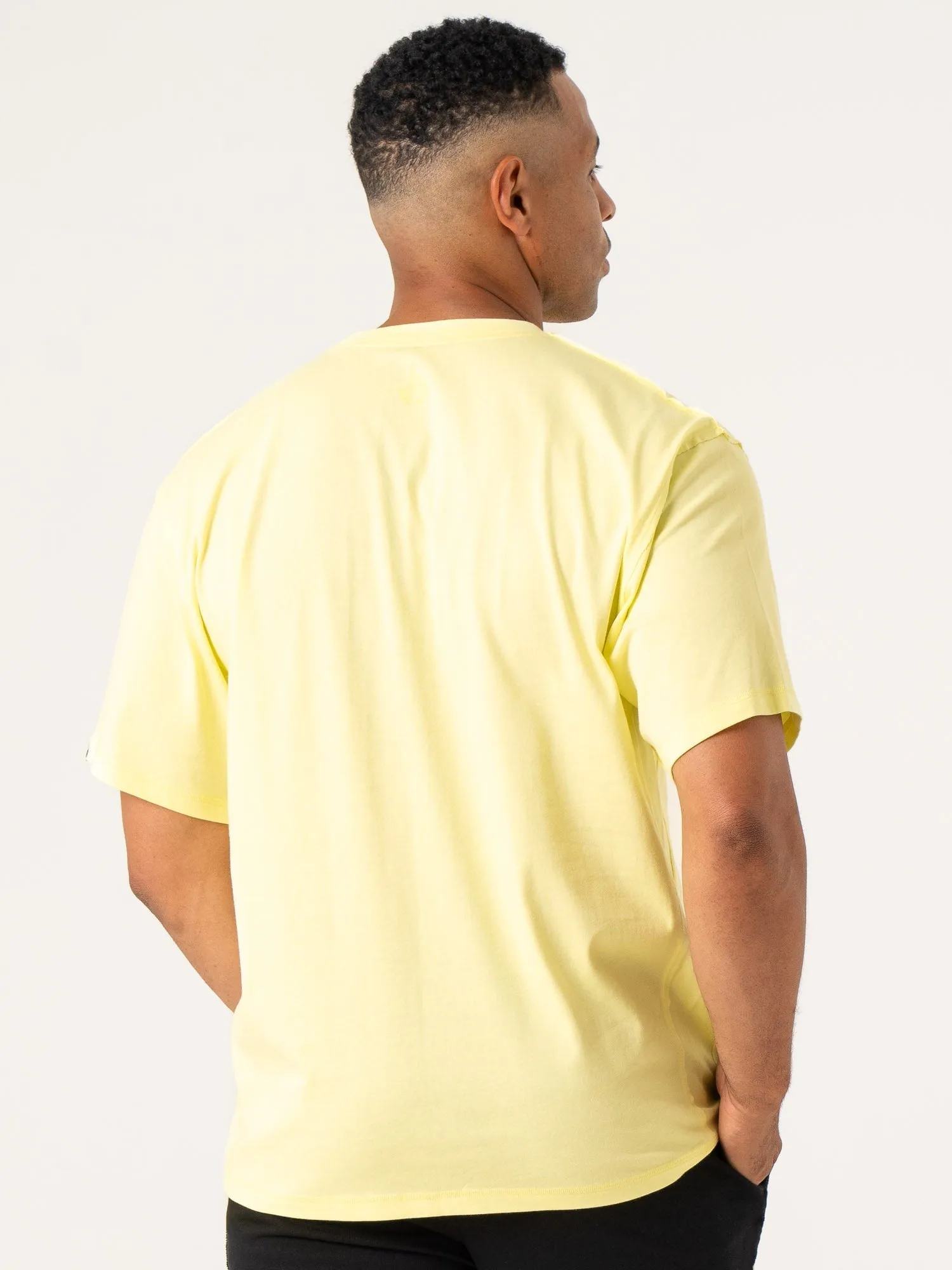 Force Oversized T-Shirt - Lemon moisture wicking