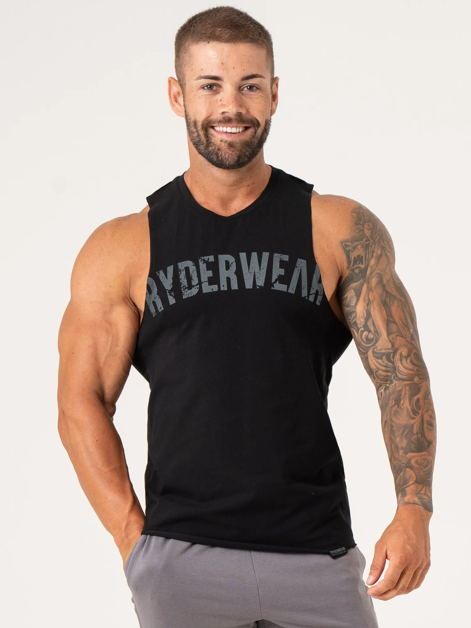 Force Tank - Black stretch fit