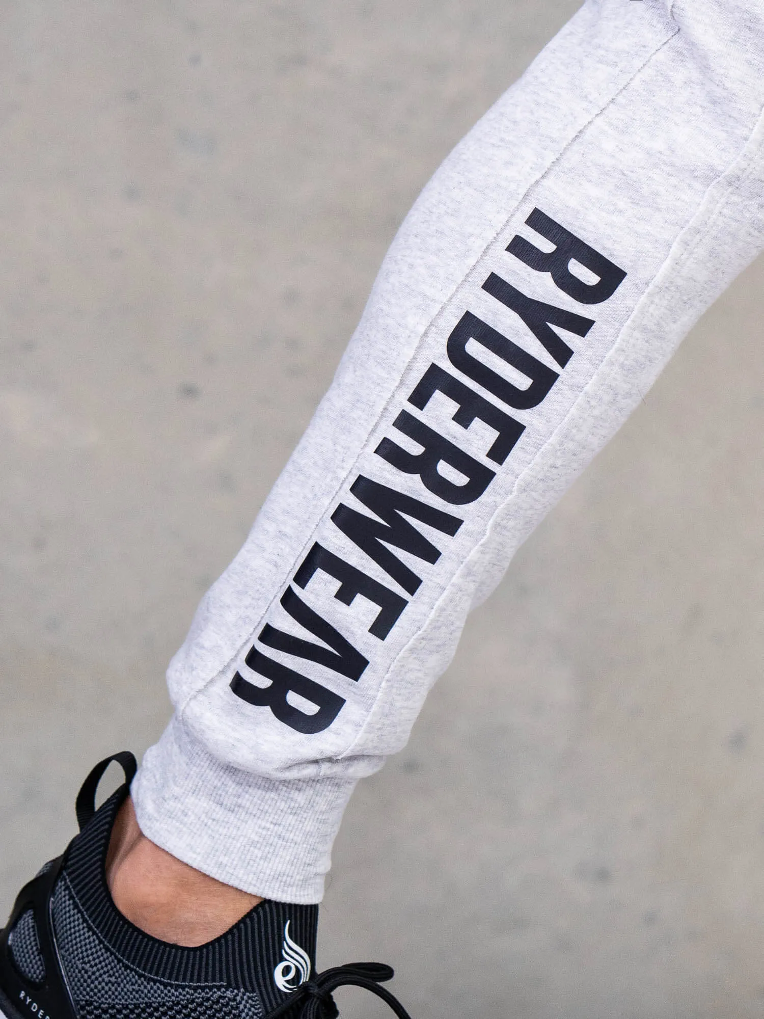 Force Track Pant - Chalk Grey Marl workout companion
