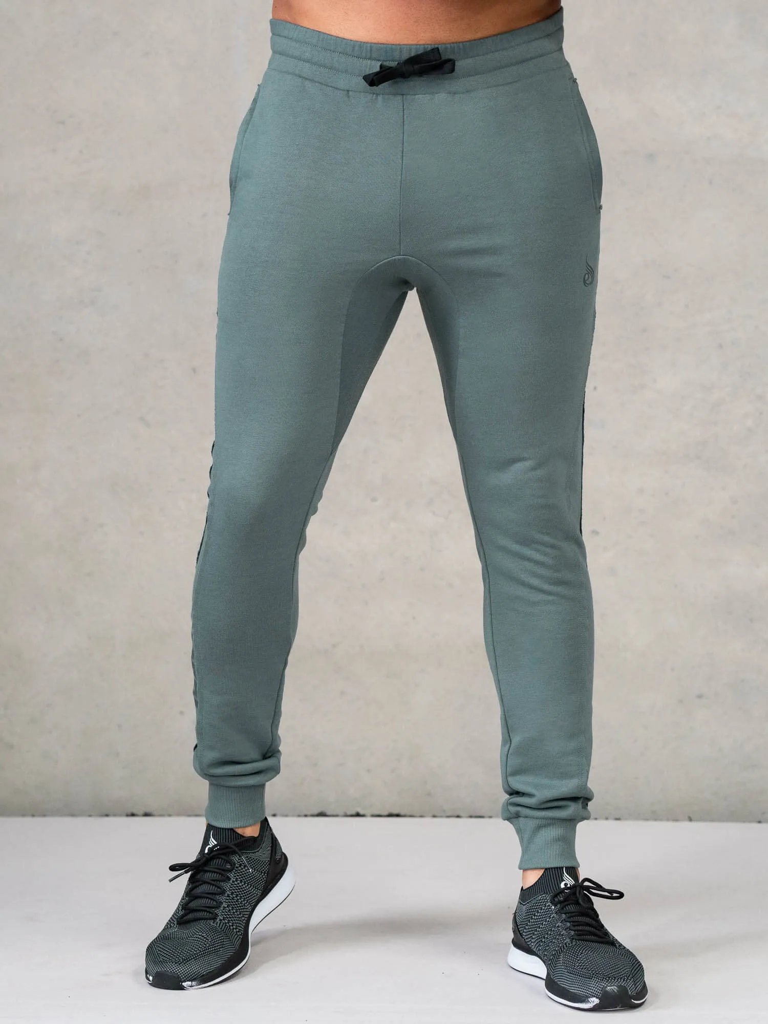 Force Track Pant - Fern Green Loose Casual Pants
