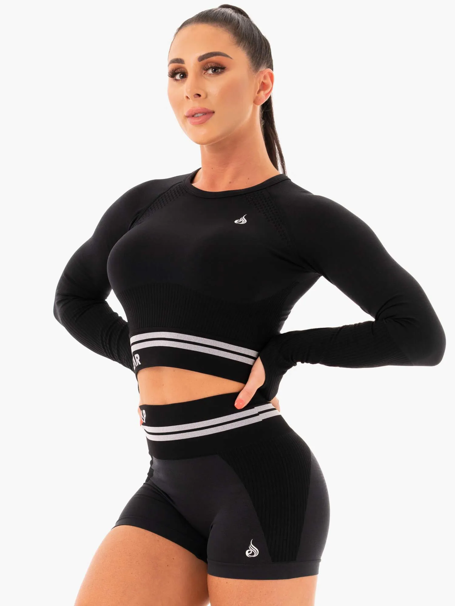 Freestyle Seamless Long Sleeve Crop - Black ethnic charm