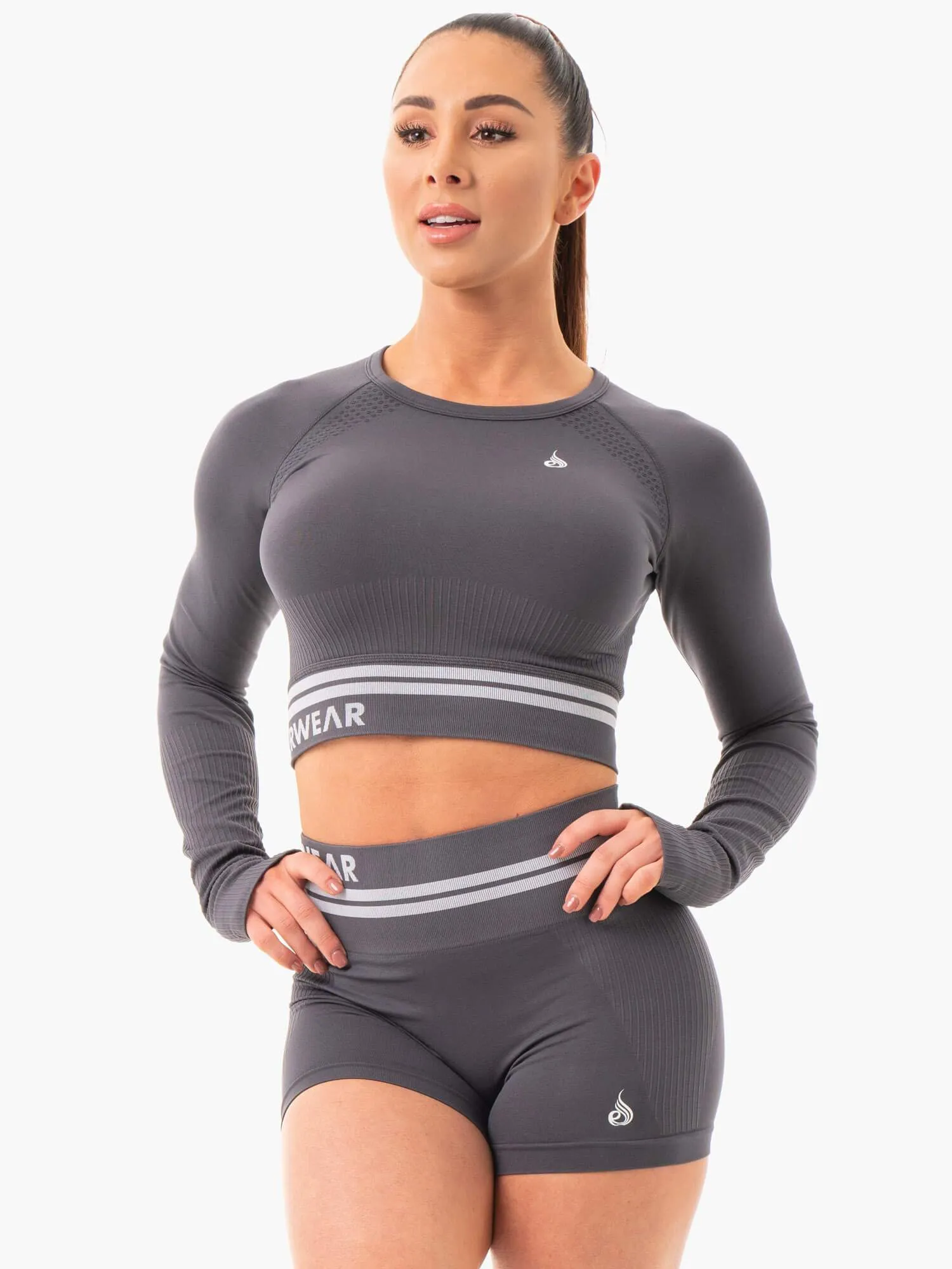 Freestyle Seamless Long Sleeve Crop - Charcoal easy vitality