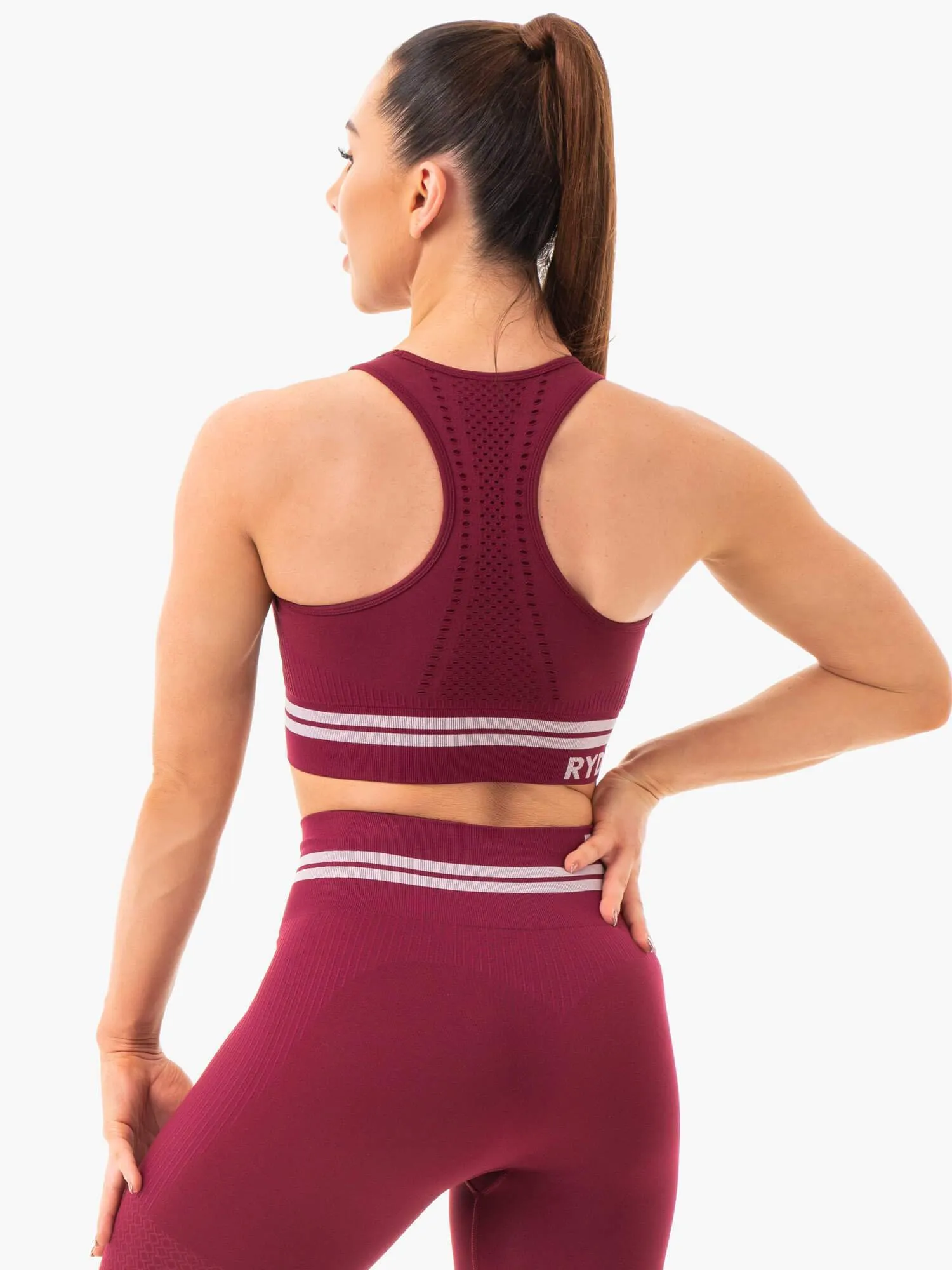 Freestyle Seamless Longline Sports Bra - Burgundy Compression Fit