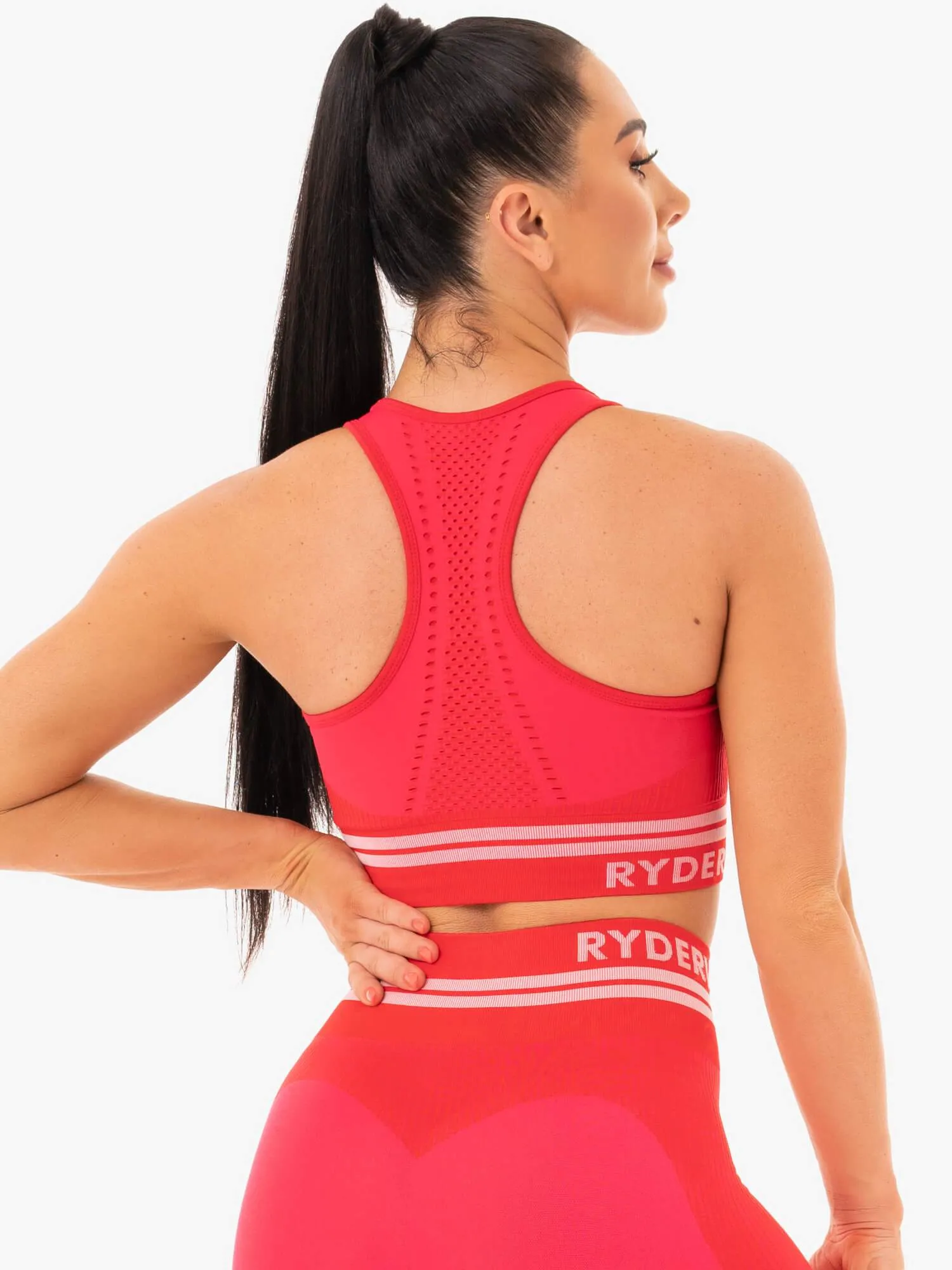 Freestyle Seamless Longline Sports Bra - Red Multi Function