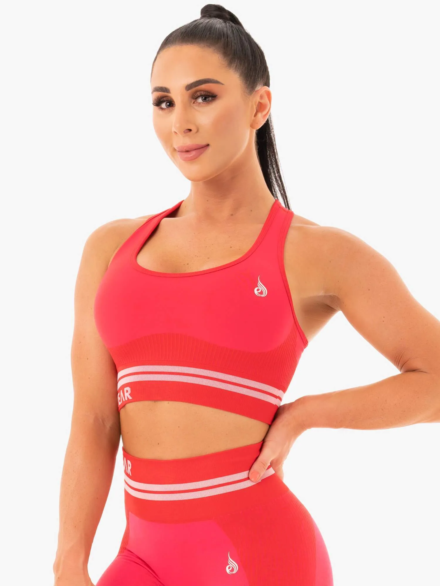 Freestyle Seamless Longline Sports Bra - Red Seam Free