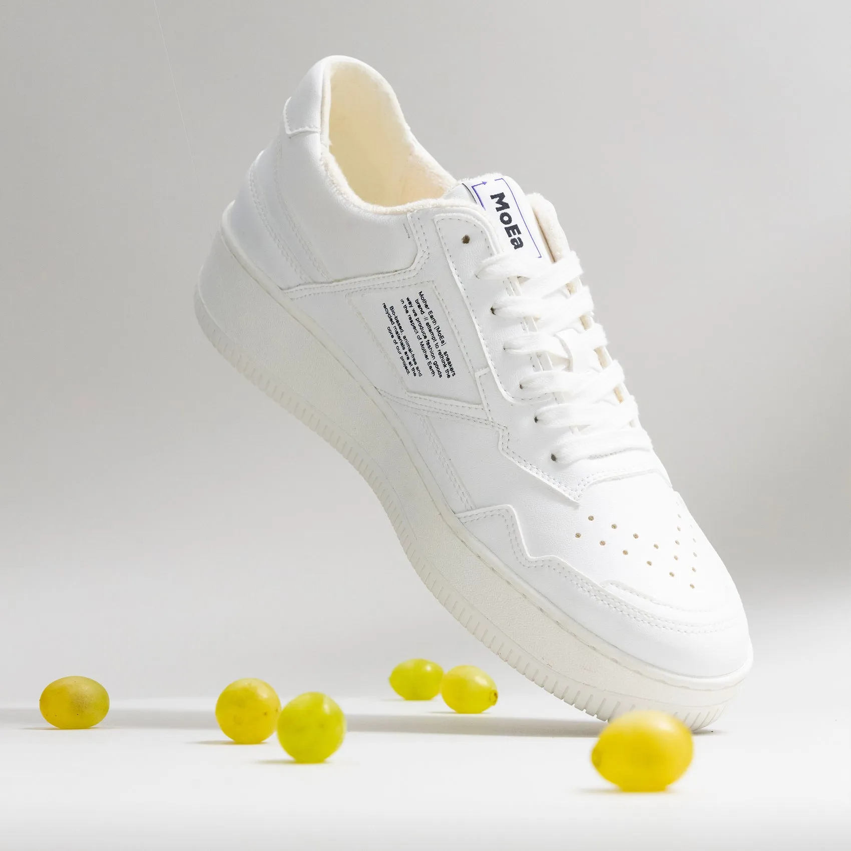 GEN1 Sneaker in White Plant Leather from MoEa Relaxed Fit