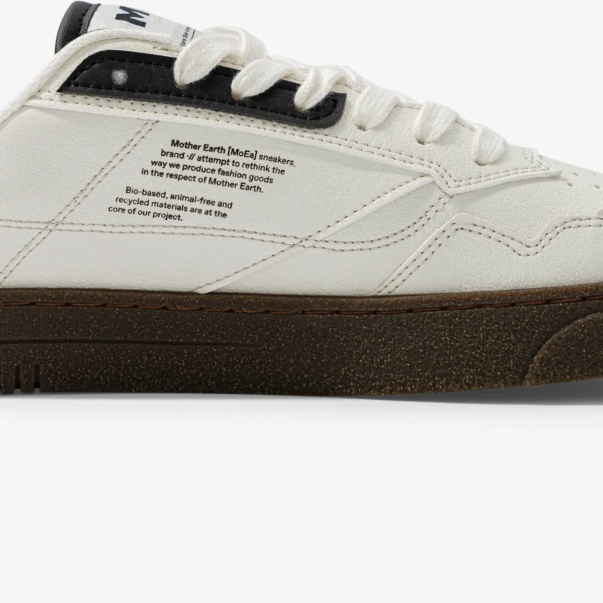 GEN9 Sneaker in White Black from MoEa Gentle Motion