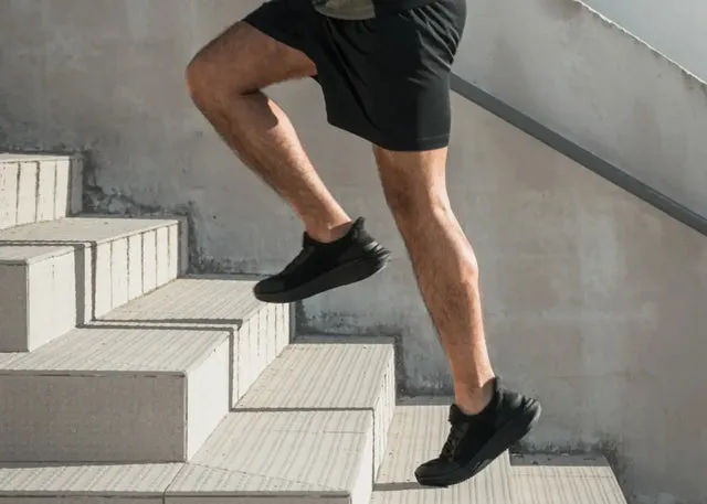 Hemp Runner in Black from 8000kicks Chill Vibes
