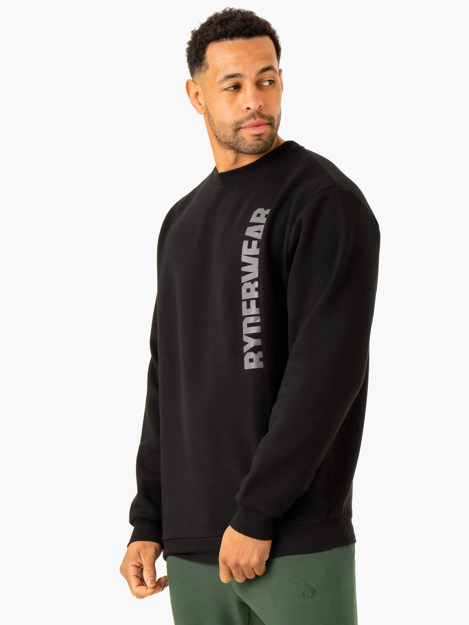 Heritage Pullover Jumper - Black winter essential