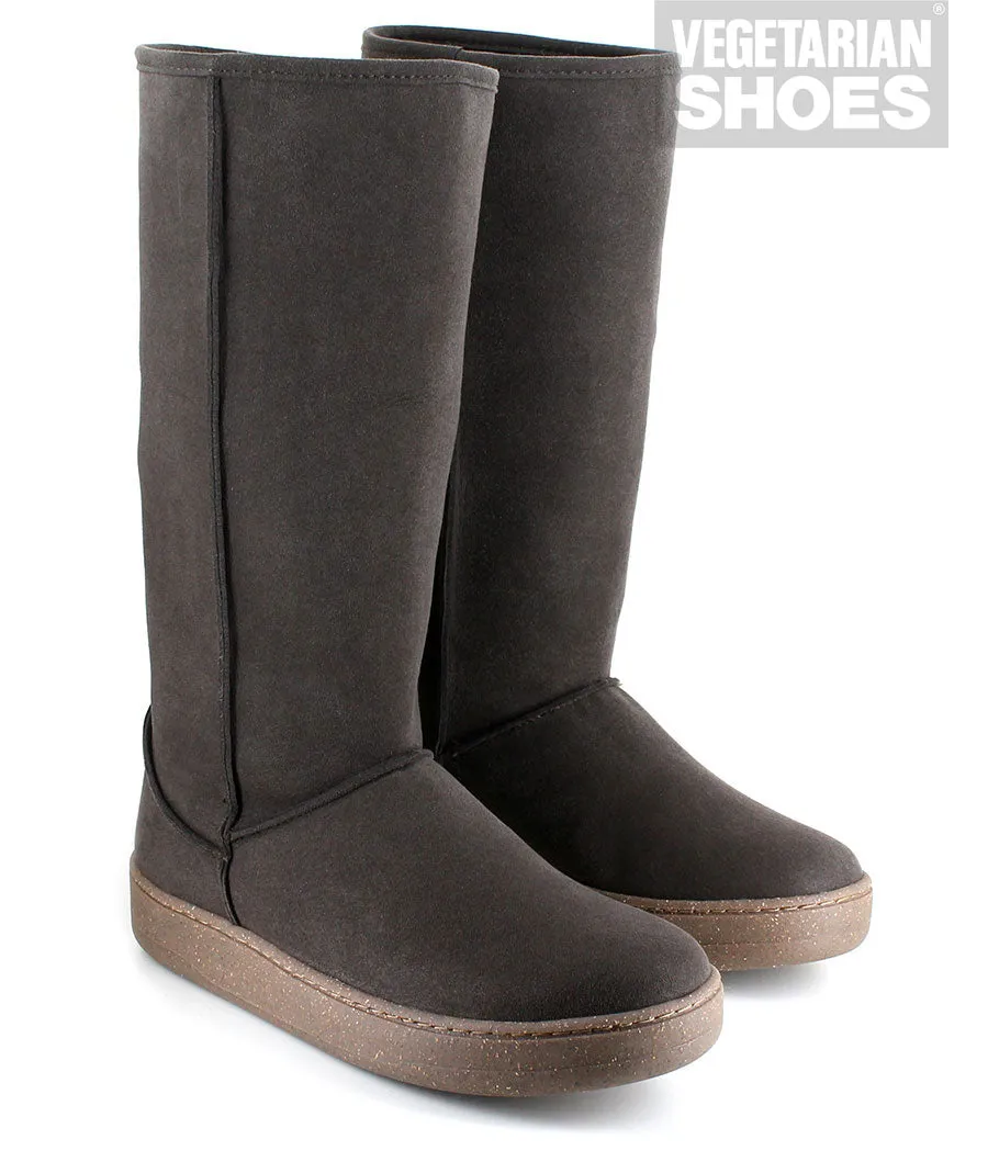 Highly Snugge Boot in Brown from Vegetarian Shoes alt edge
