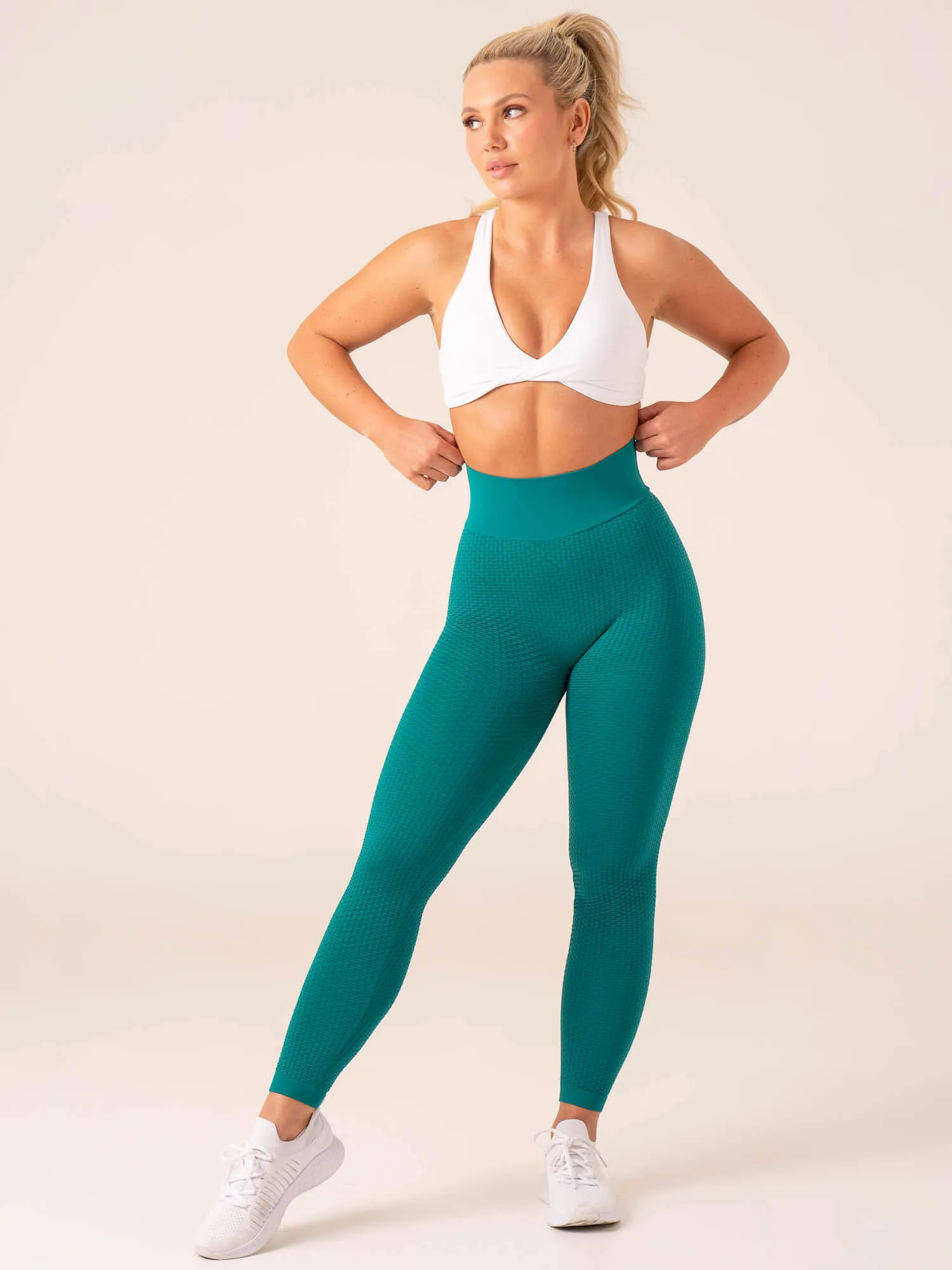 Honeycomb Scrunch Seamless Leggings - Emerald Workout essentials