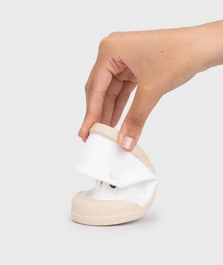 Igor Boy's And Girl's Lona Laceless Shoes - Blanco flow street