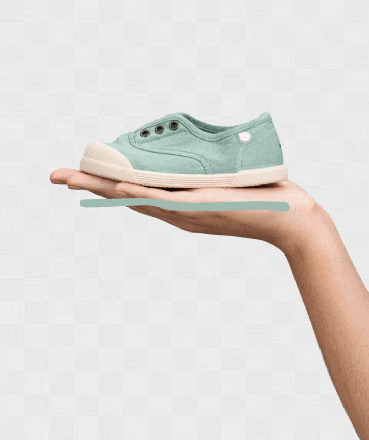 Igor Girl's Lona Laceless Shoes - Matcha fit ease
