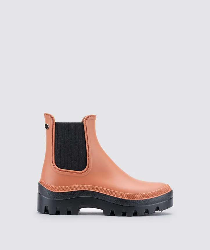 Igor Women's Soul Water Boots - Black Teja heritage look
