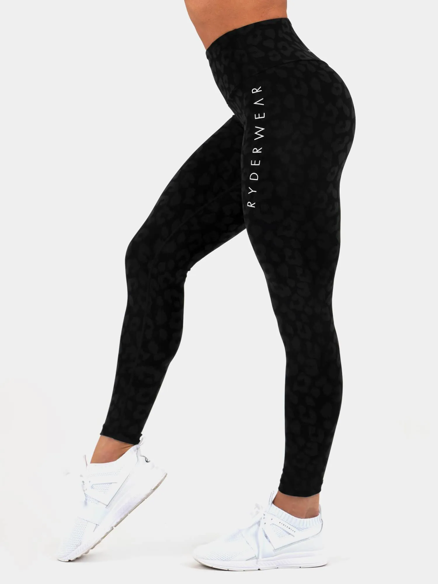 Instinct Scrunch Bum Leggings - Leopard Black High performance fabric