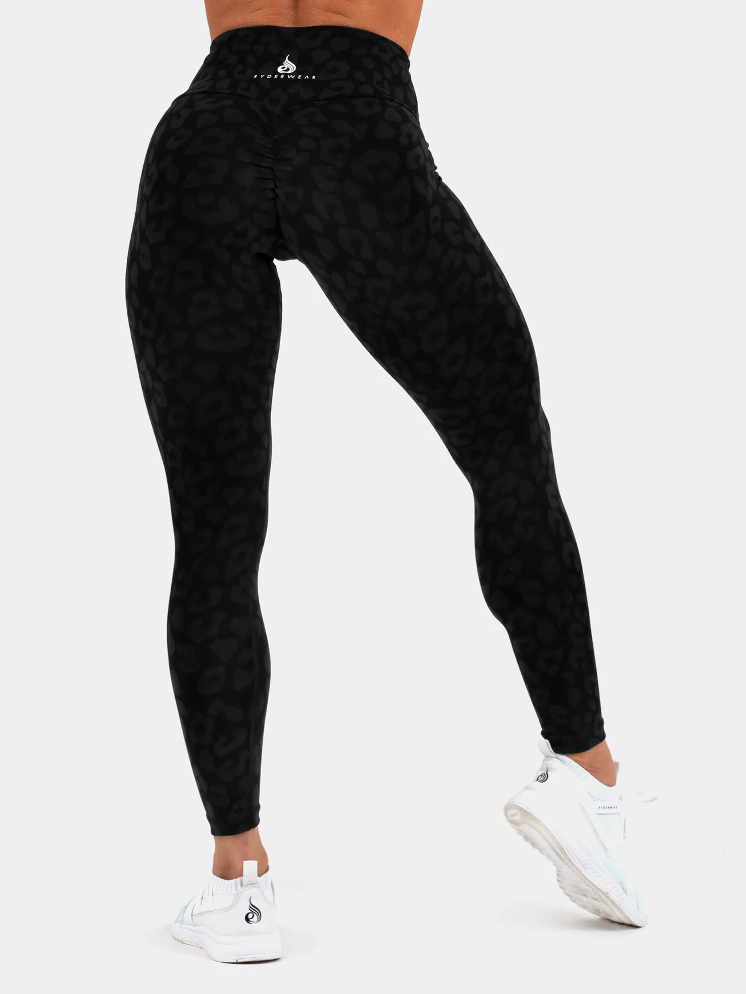 Instinct Scrunch Bum Leggings - Leopard Black Comfort fit