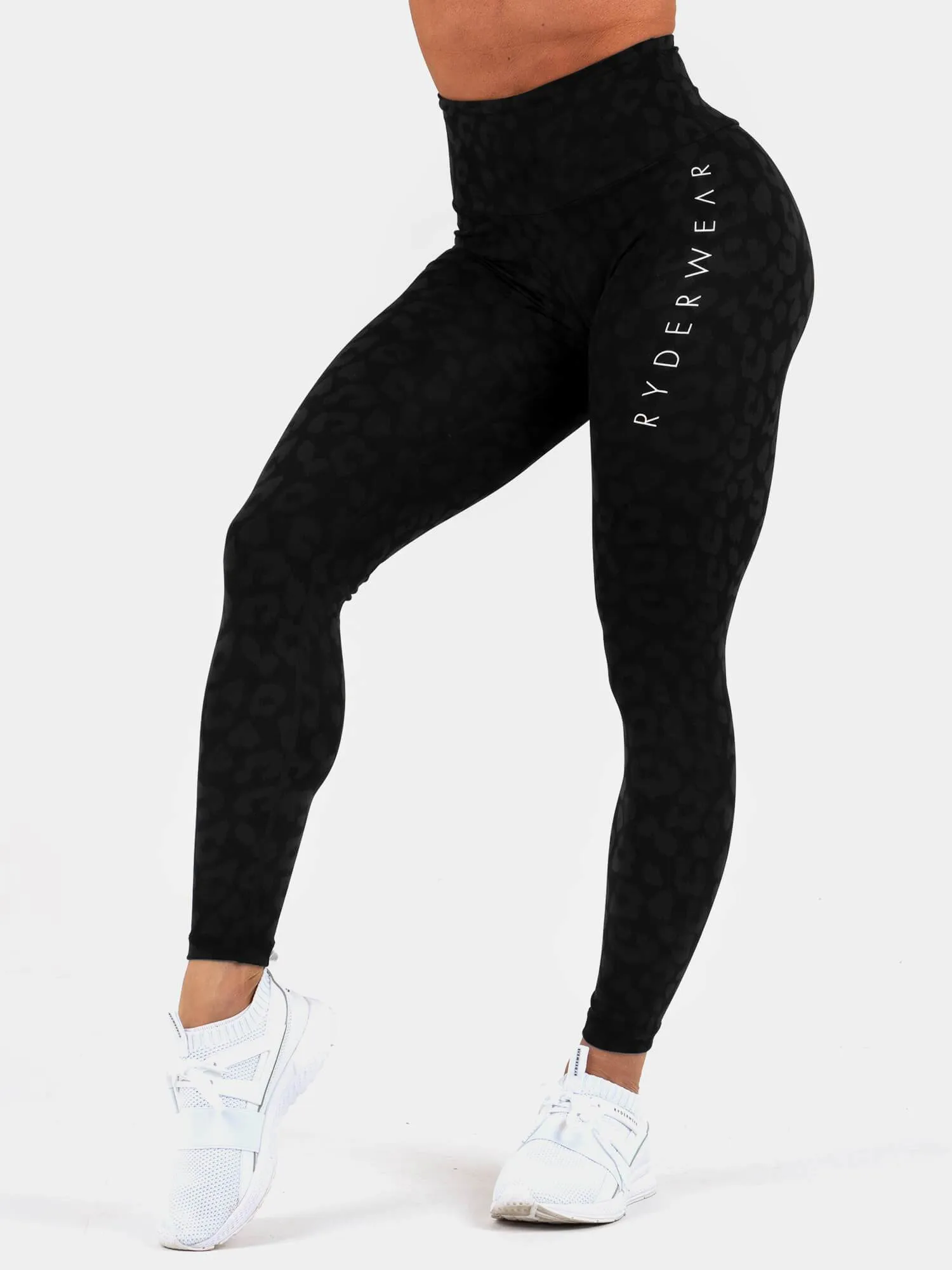 Instinct Scrunch Bum Leggings - Leopard Black Athletic style