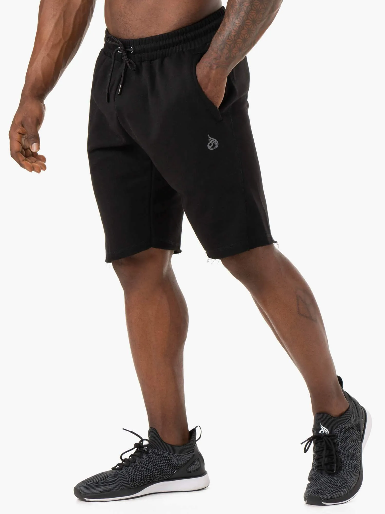Iron Track Shorts - Black gym challenge
