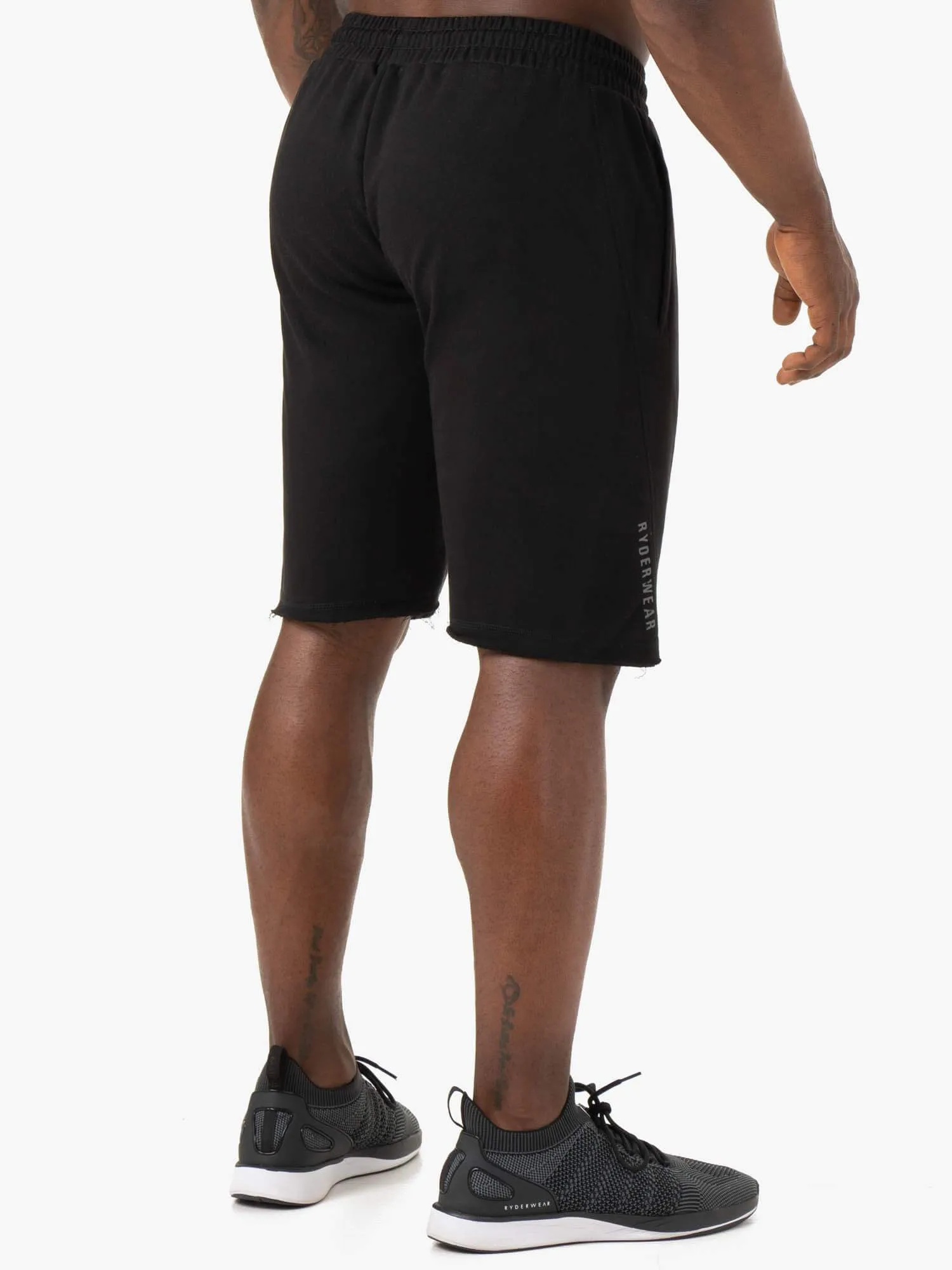 Iron Track Shorts - Black breathable fabric