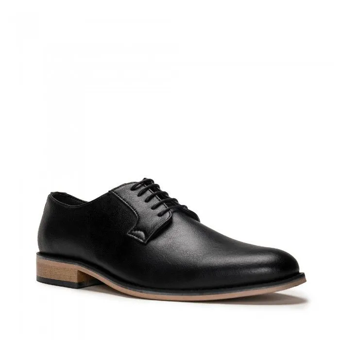 Jake Shoe in Black from NAE suit ready