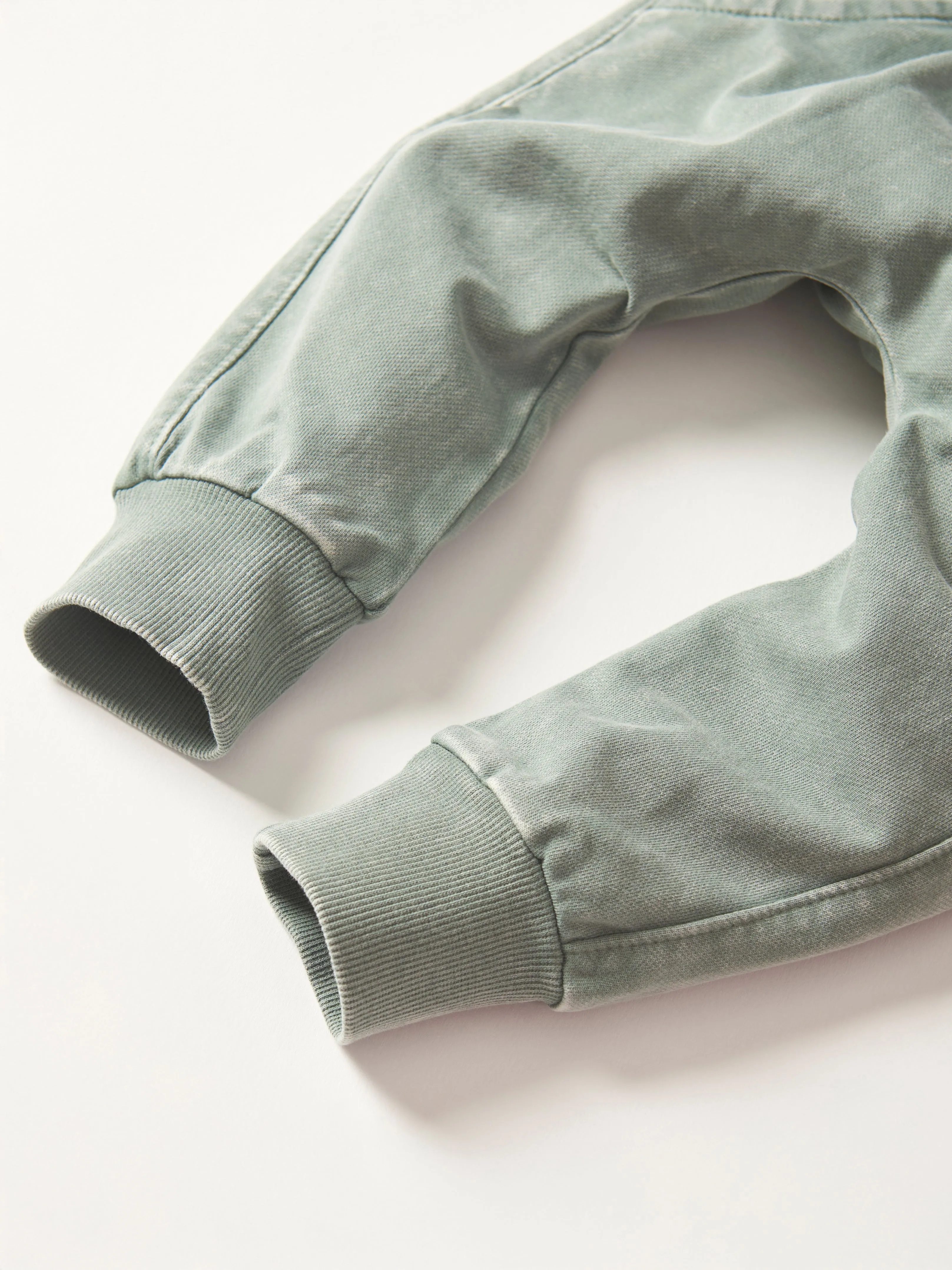 Jogger - Basil Wash Simple Elegant