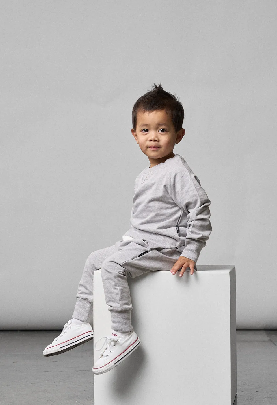 Jogger - Grey Multi Scene Use
