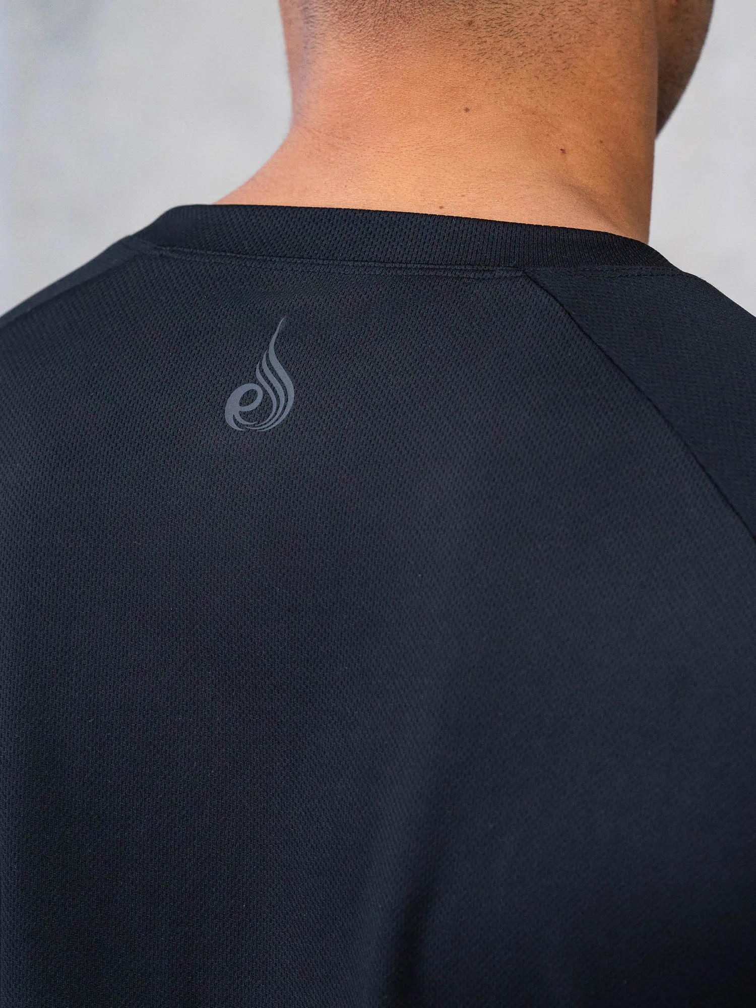 Legacy Mesh T-Shirt - Black cultural fusion