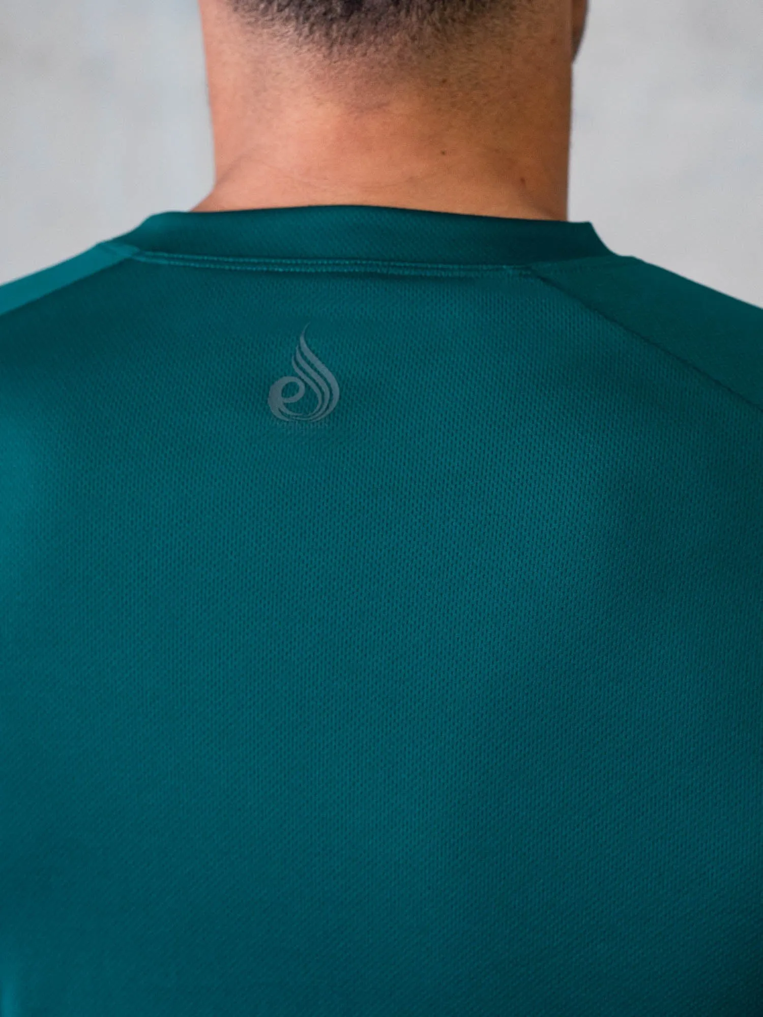 Legacy Mesh T-Shirt - Emerald art lover