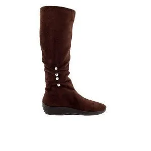Liana Boot in Brown from Arcopedico minimal look