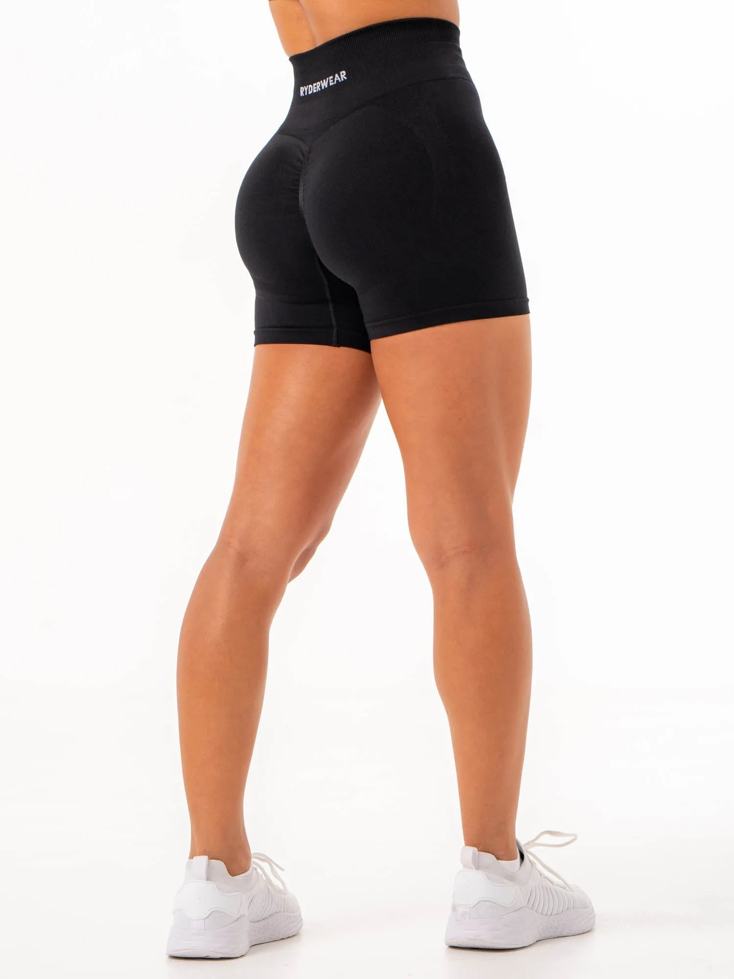 Lift 2.0 BBL Seamless Shorts - Black functional clothing