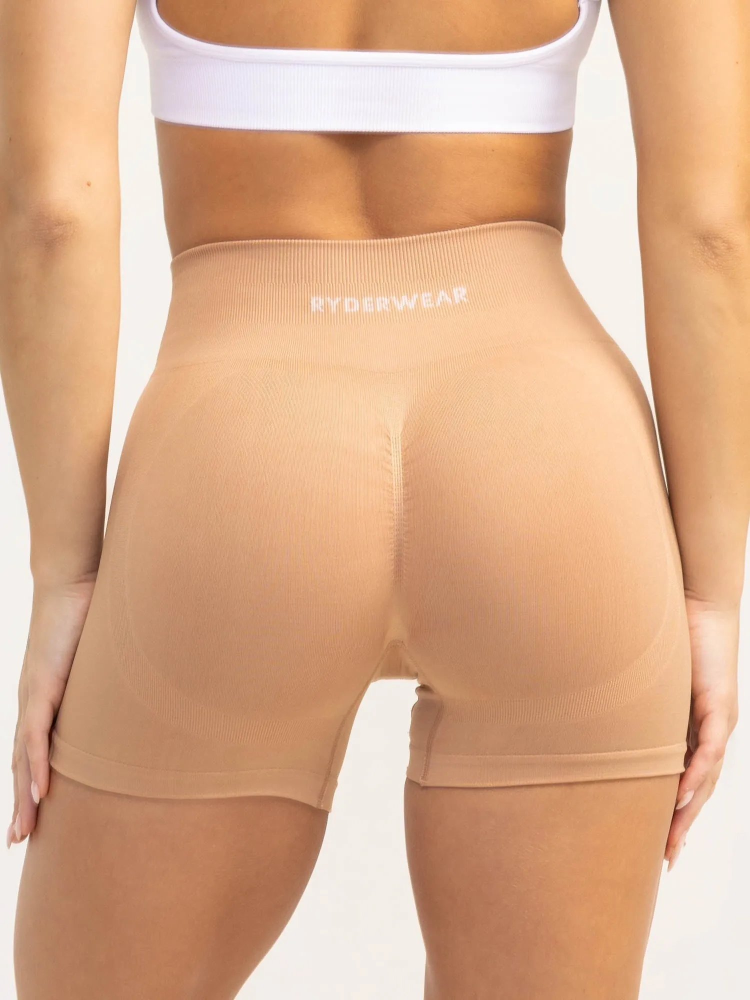 Lift 2.0 BBL Seamless Shorts - Tan thermal regulation