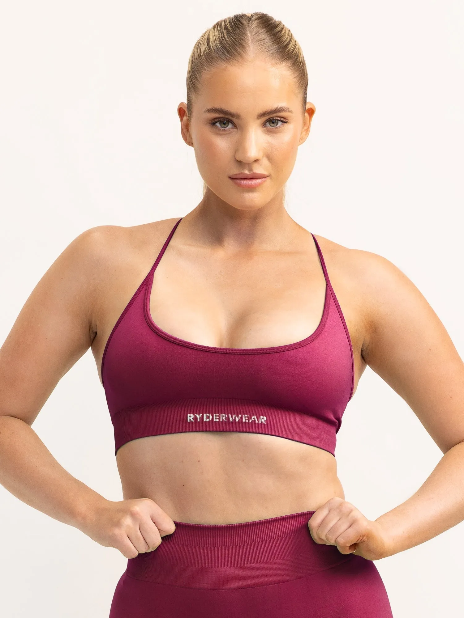 Lift 2.0 Seamless Sports Bra - Berry Chest Support