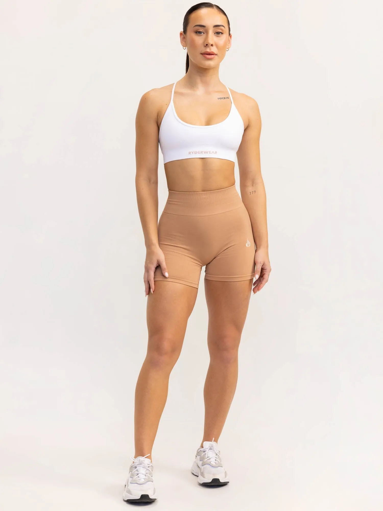 Lift 2.0 Seamless Sports Bra - White Body Shaping